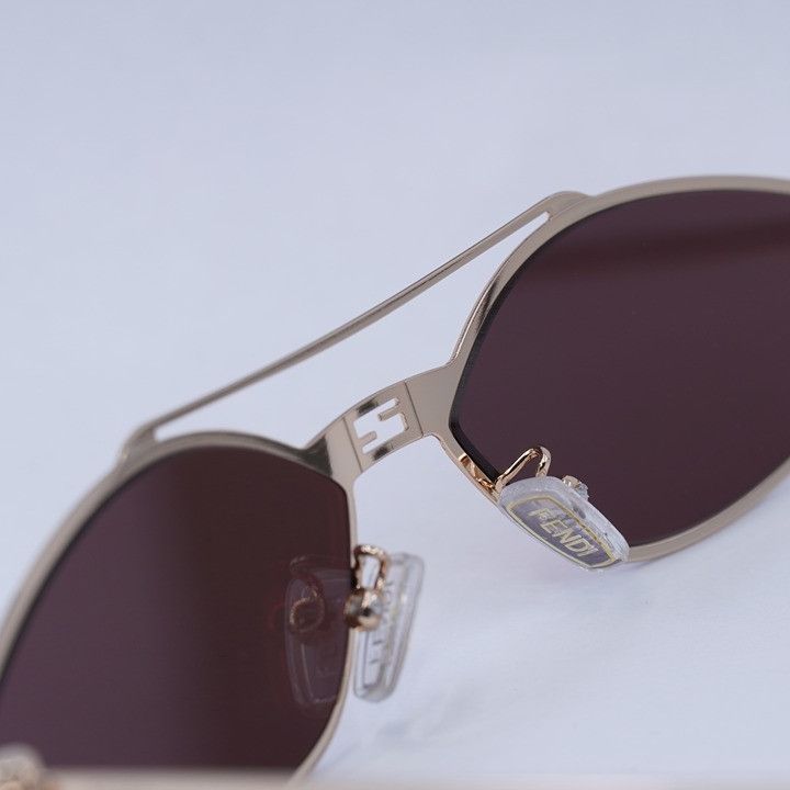 Fendi Fendi FE40114U-Y 33U Sunglasses Gold with Chain Oval Frame Size ONE SIZE - 5 Thumbnail