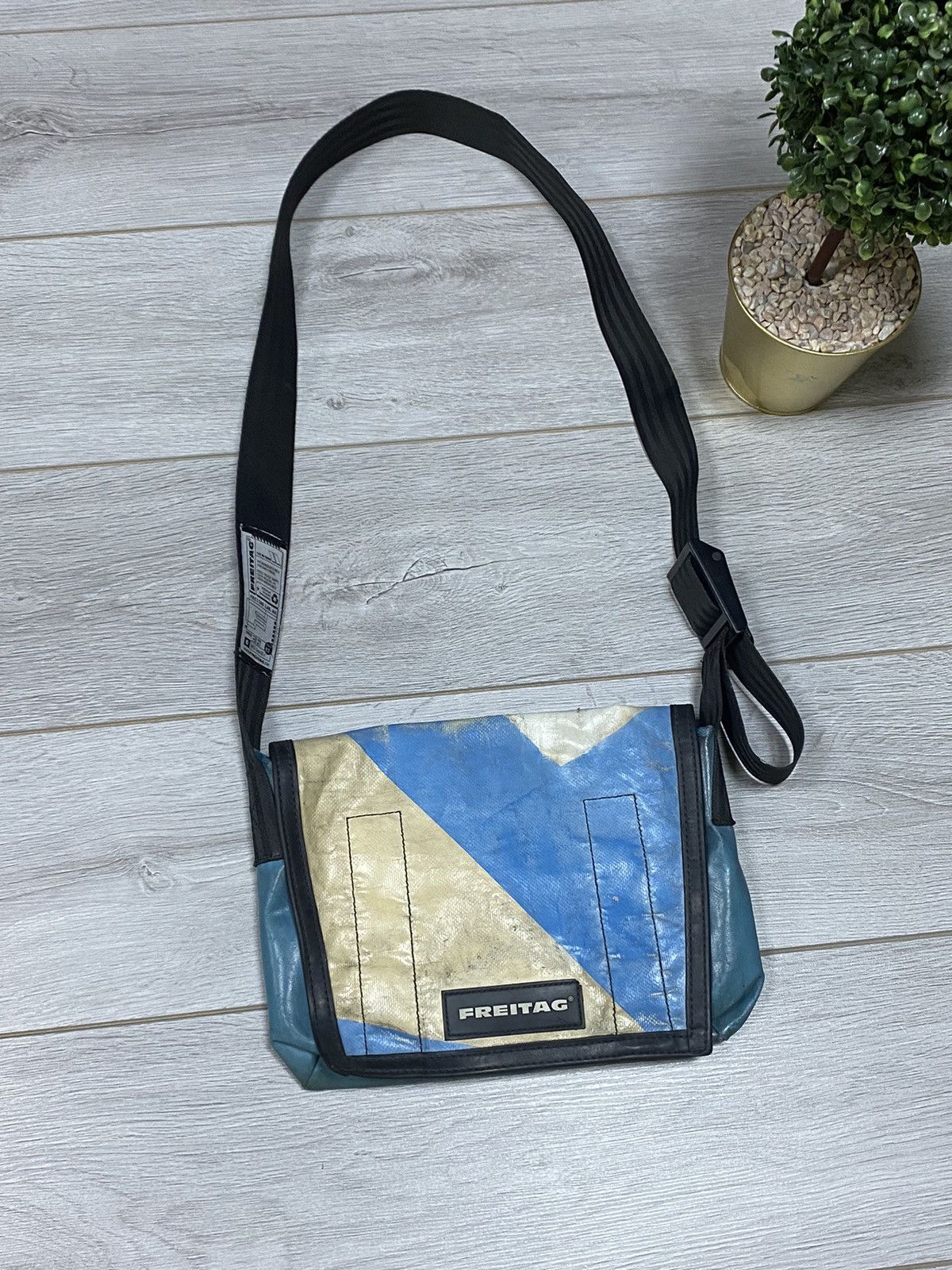 Freitag Freitag🇨🇭X 3 in 1 recycle ♻️ waterproof vintage Zurich bag Size ONE SIZE - 5 Thumbnail
