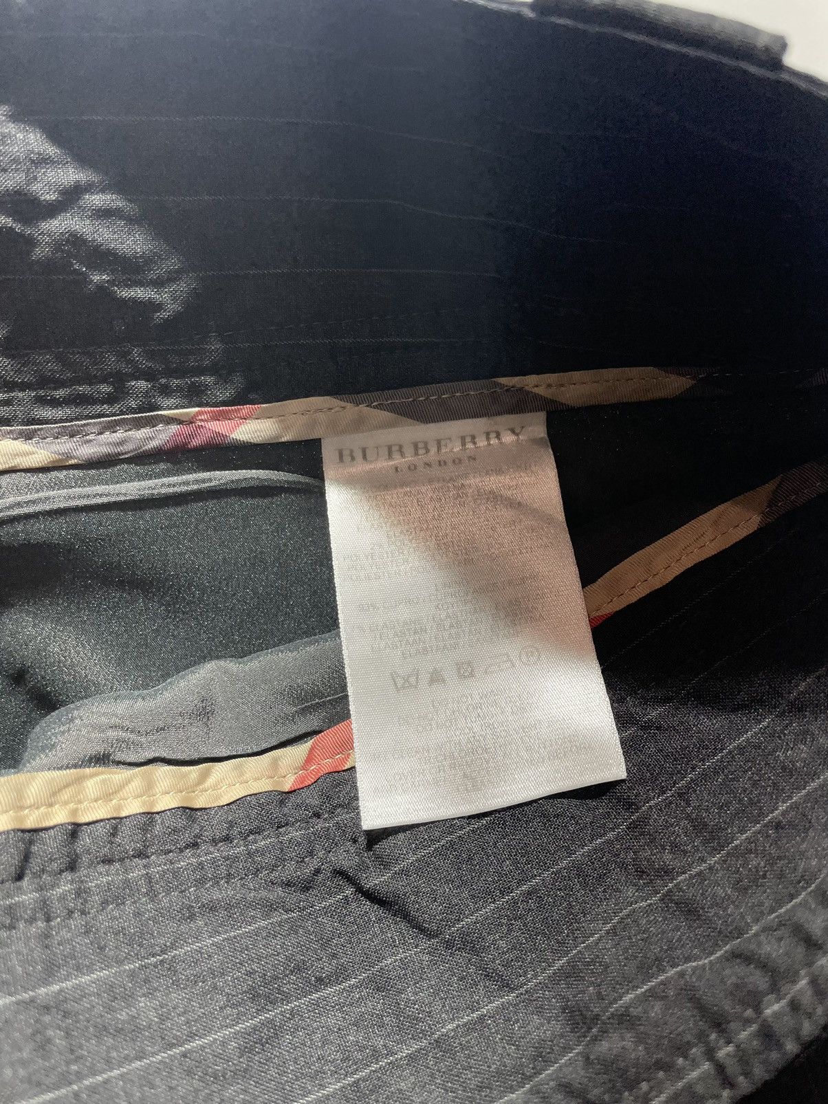 Burberry Burberry Classic Stripped Women’s Pants Size 28" / US 6 / IT 42 - 13 Thumbnail