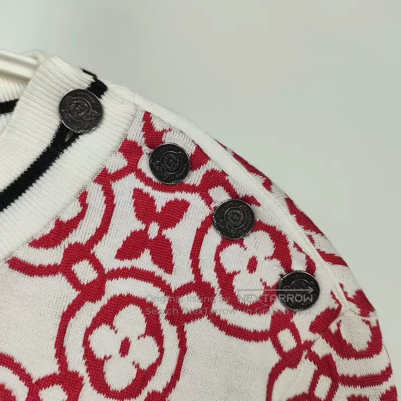 Louis Vuitton Louis Vuitton Red and blue presbyopia sweater Size S / US 4 / IT 40 - 4 Thumbnail