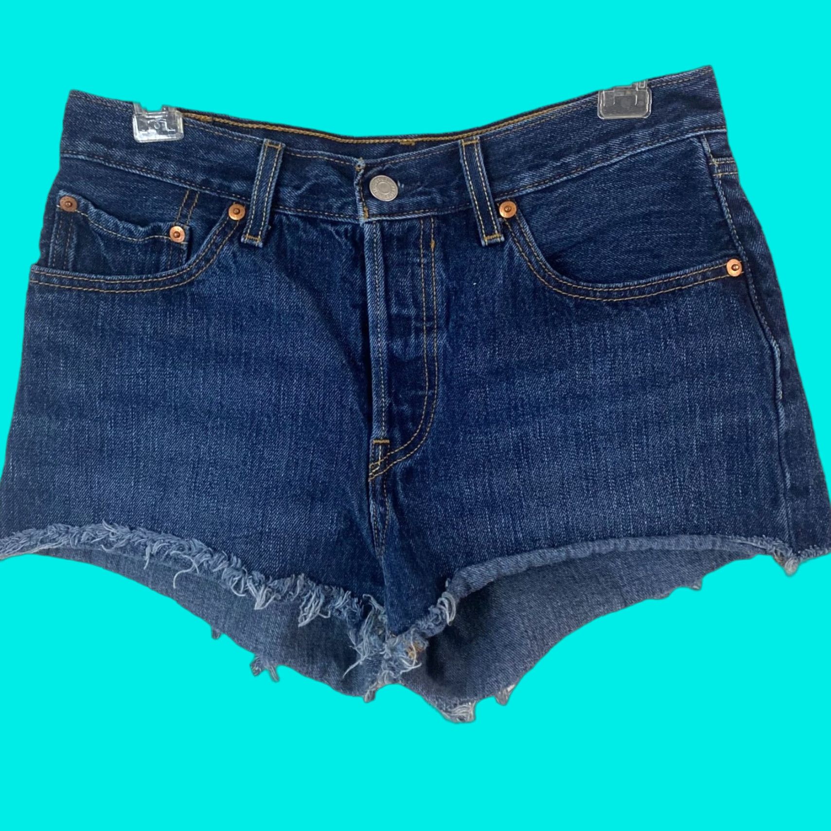 Levi's VINTAGE Levi's 501 Cut Off Button Fly Blue Denim Jean Shorts Womens 27 Size 27 Denim Blue 5-Pocket Womens Short Size 27" / US 4 / IT 40 - 1 Thumbnail