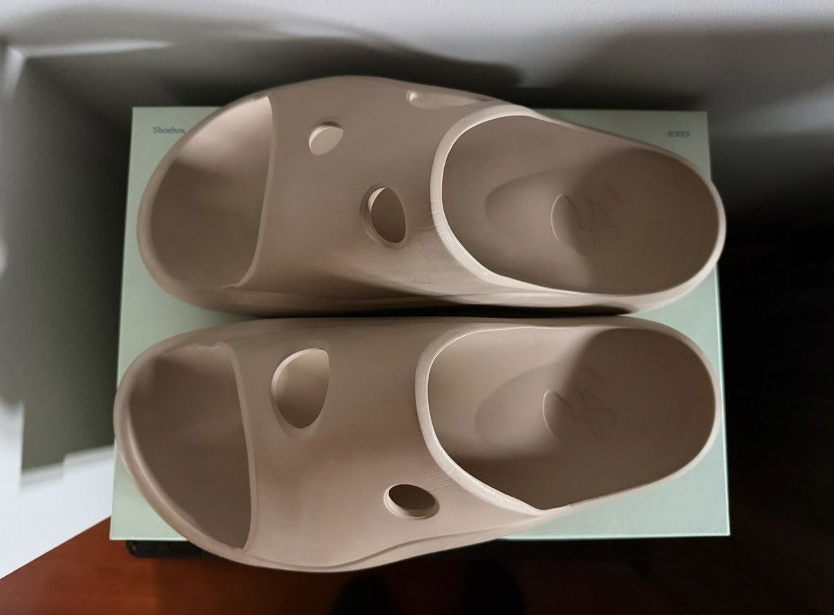 Off-White Off-White Camel Meteor Slides Size US 11 / EU 44 - 2 Thumbnail