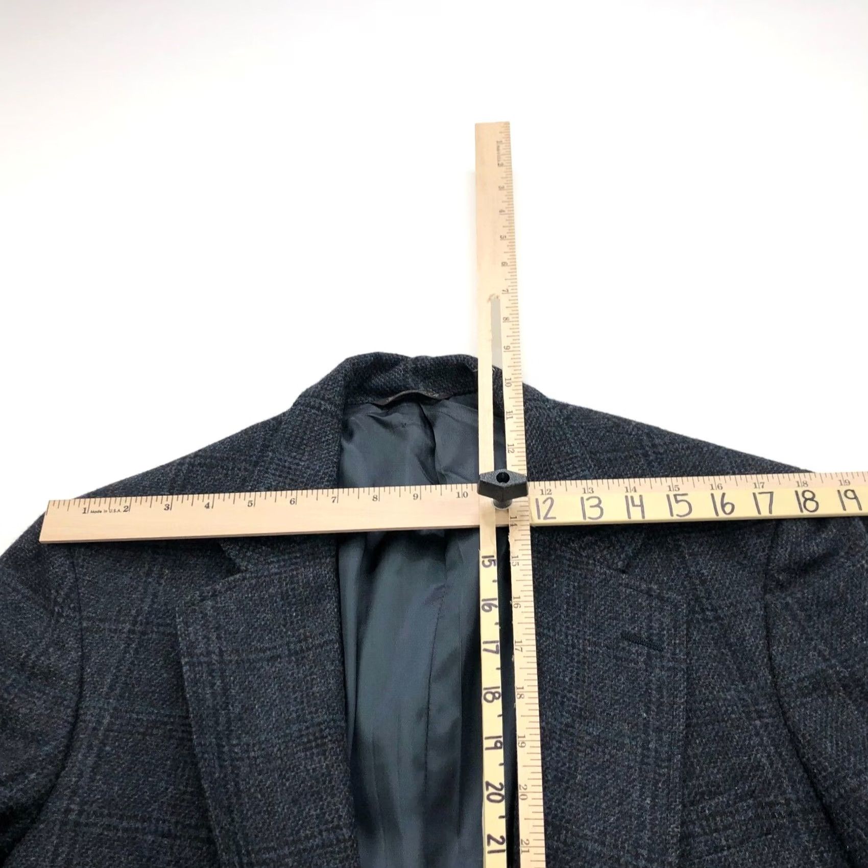 Vintage Cricketeer 42 Wool Tweed Like Plaid Two-Button Sport Coat Jacket Gray Blue Mens Size US XS / EU 42 / 0 - 5 Thumbnail
