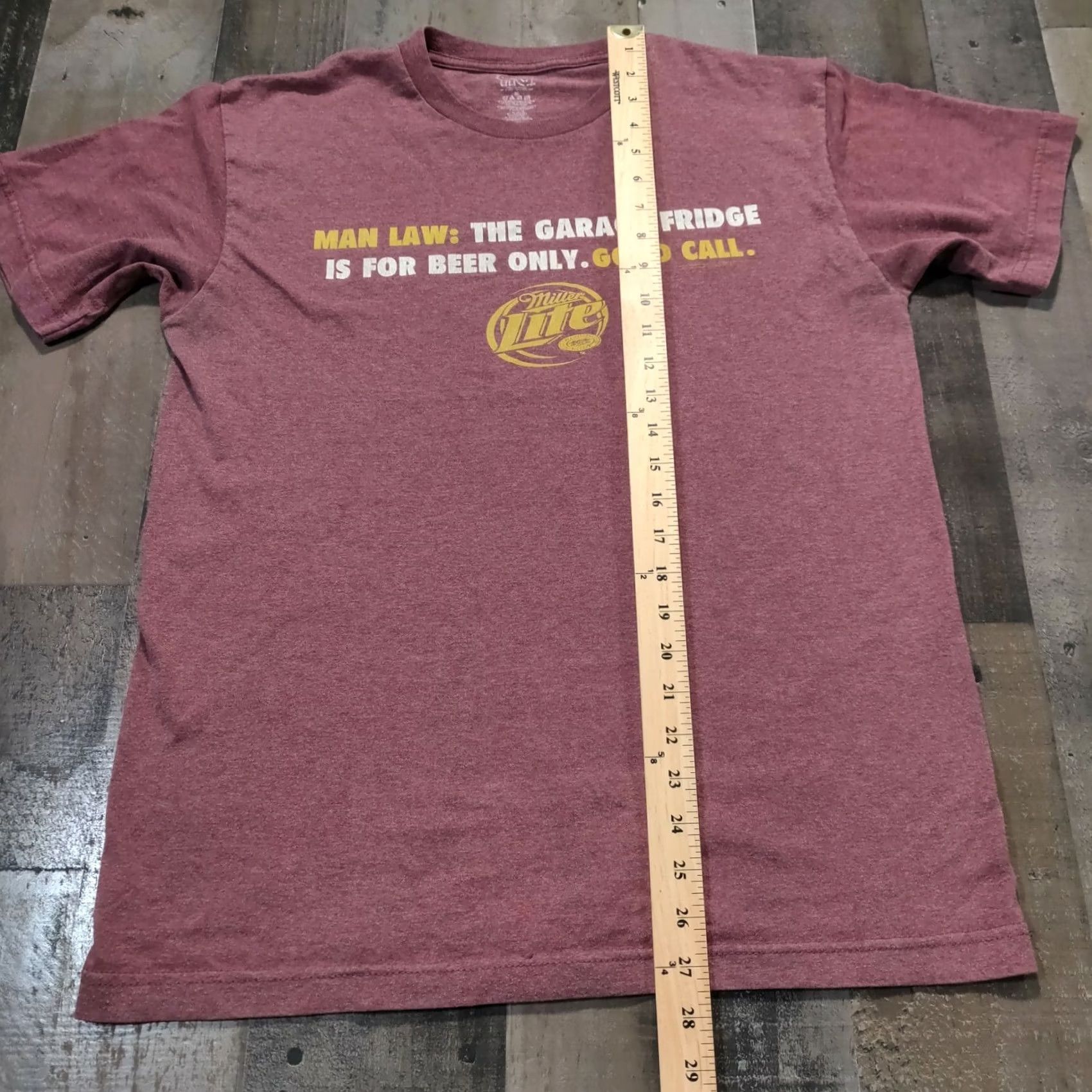Vintage Tilt Miller Lite Man Law T-Shirt Mens M Medium Red Crew Neck Short Sleeves Tee Size US M / EU 48-50 / 2 - 6 Thumbnail