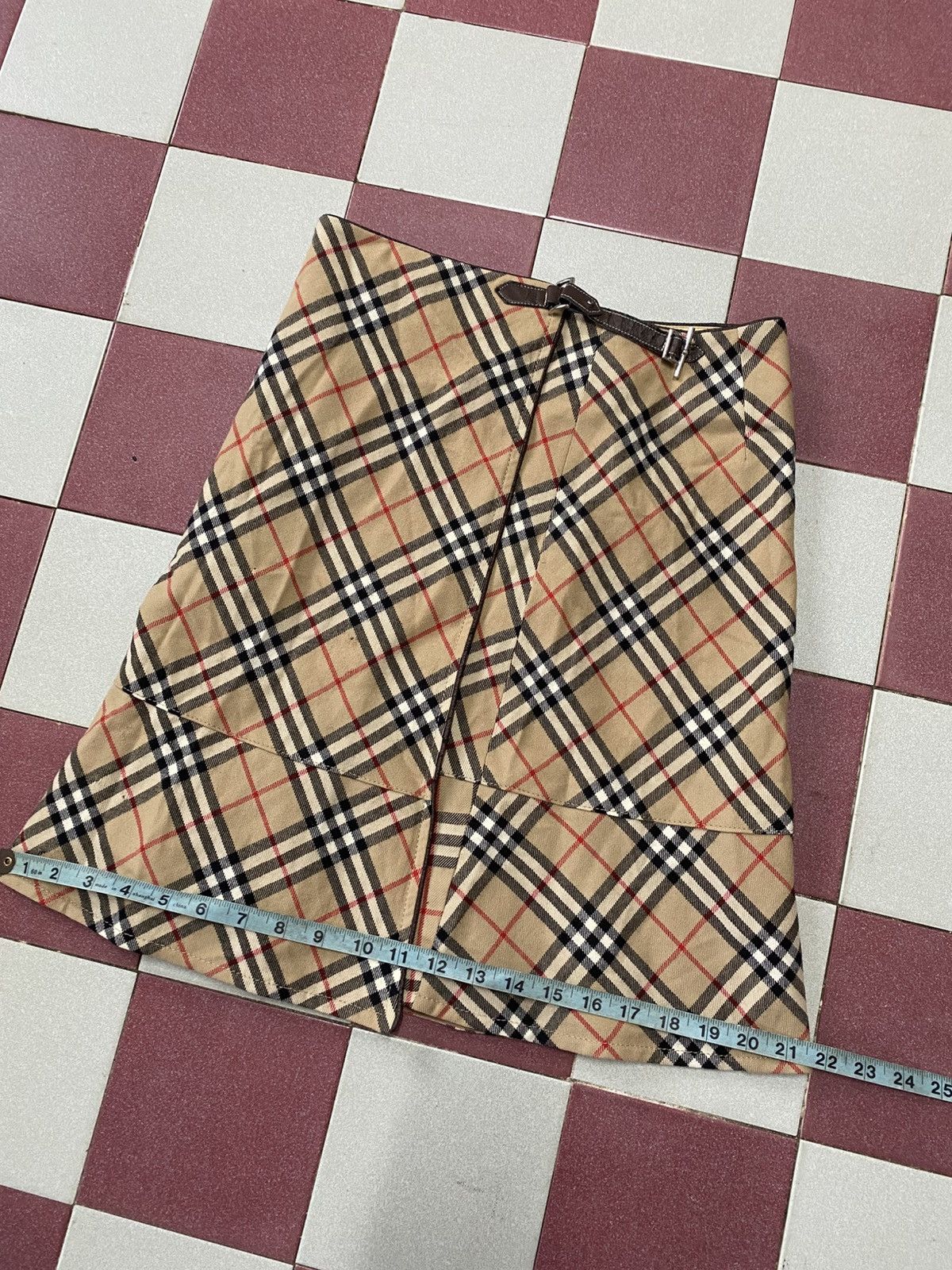 Burberry BURBERRY SKIRTS Size 38" / US 16 / IT 52 - 8 Thumbnail