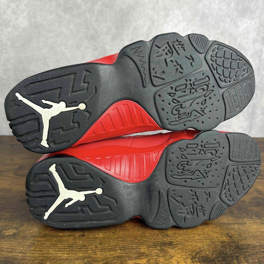 Jordan Brand Air Jordan 9 Retro Motorboat Jones Size 9 302370-645 Red OG Size US 9 / EU 42 - 7 Thumbnail