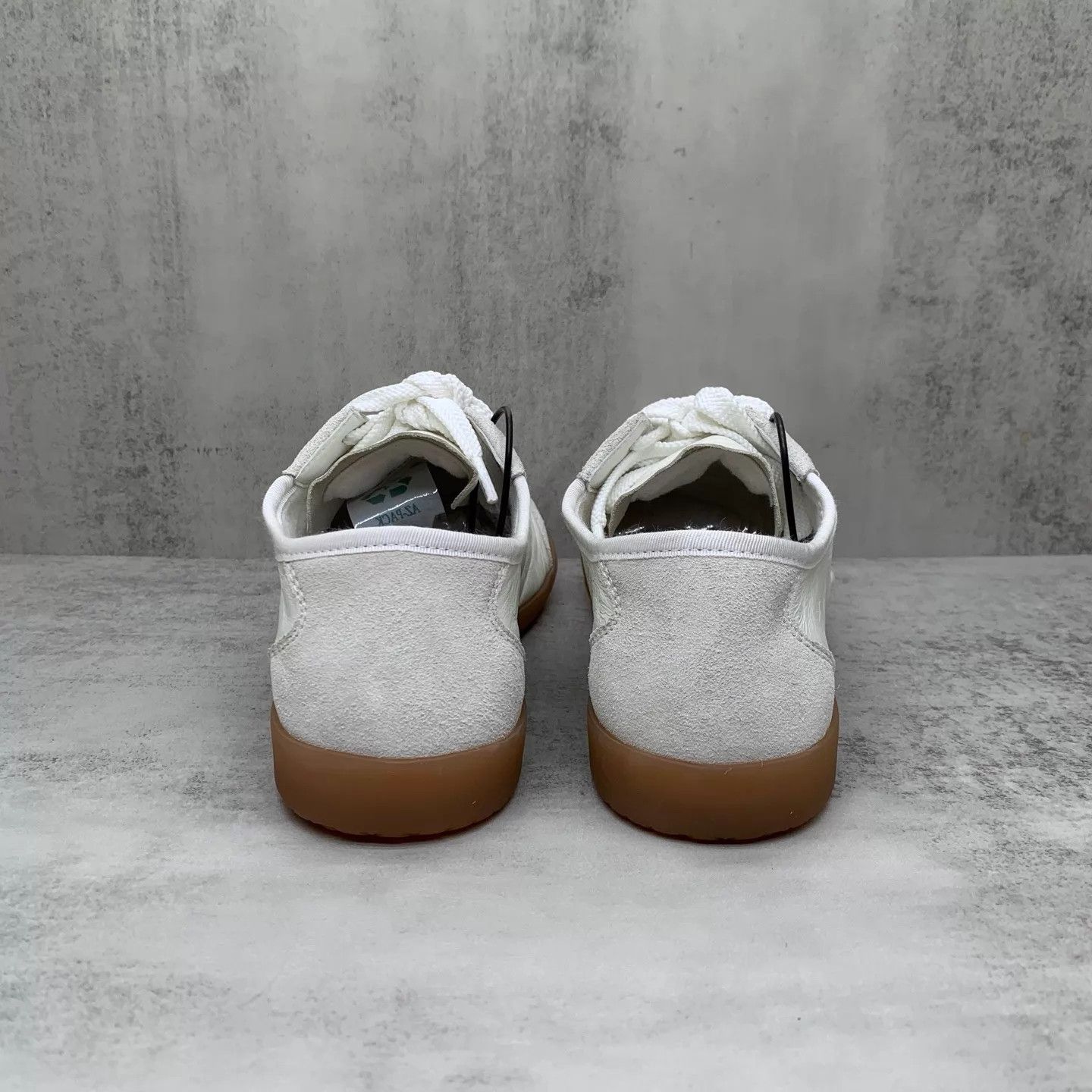 Chanel Chanel White Double C Deerfield Sneaker 36 98 New LX1296 Size US 5.5 / IT 35.5 - 5 Thumbnail