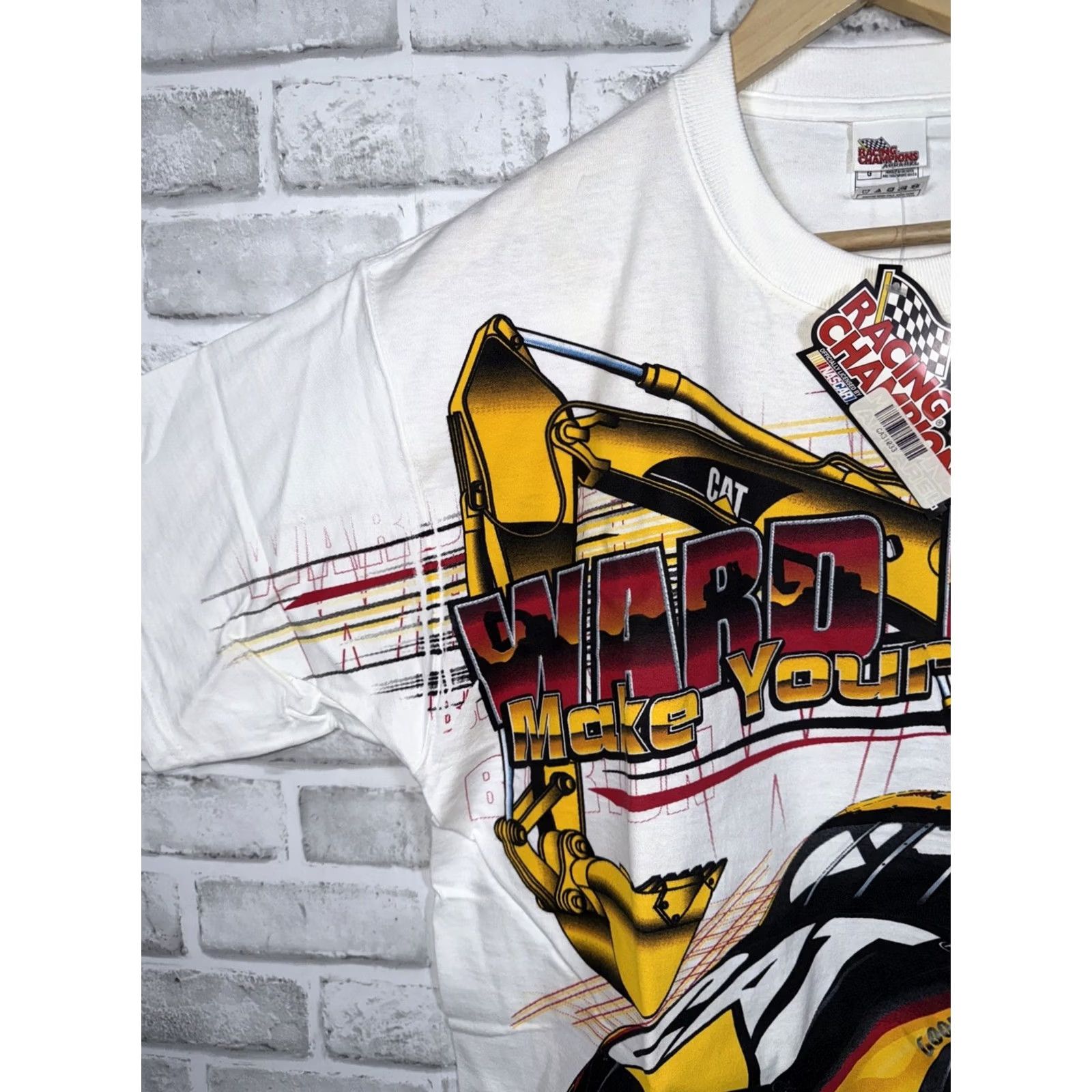 NASCAR VINTAGE NASCAR Ward Burton "Make Your Own Breaks" All Over CAT RACING MENS L NWT T-Shirt Size US L / EU 52-54 / 3 - 4 Thumbnail