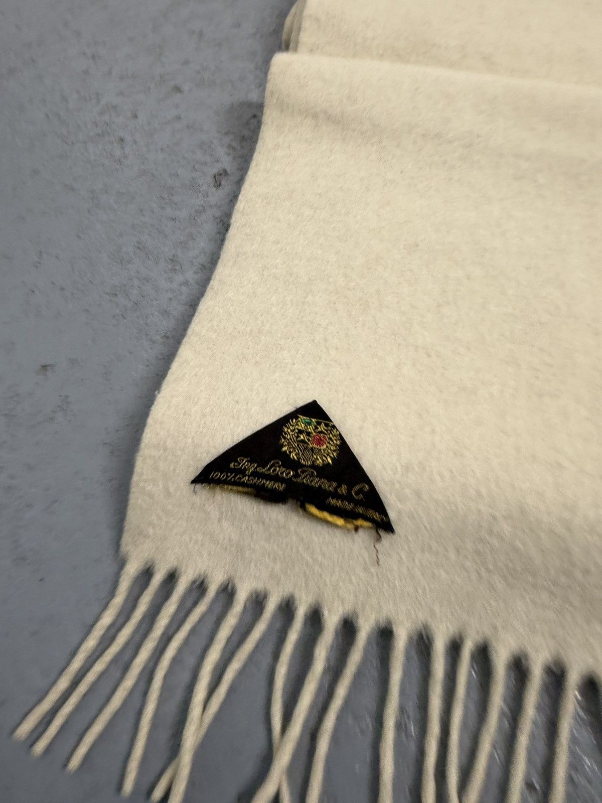 Loro Piana Loro Piana Cashmere Scarf Size ONE SIZE - 2 Thumbnail