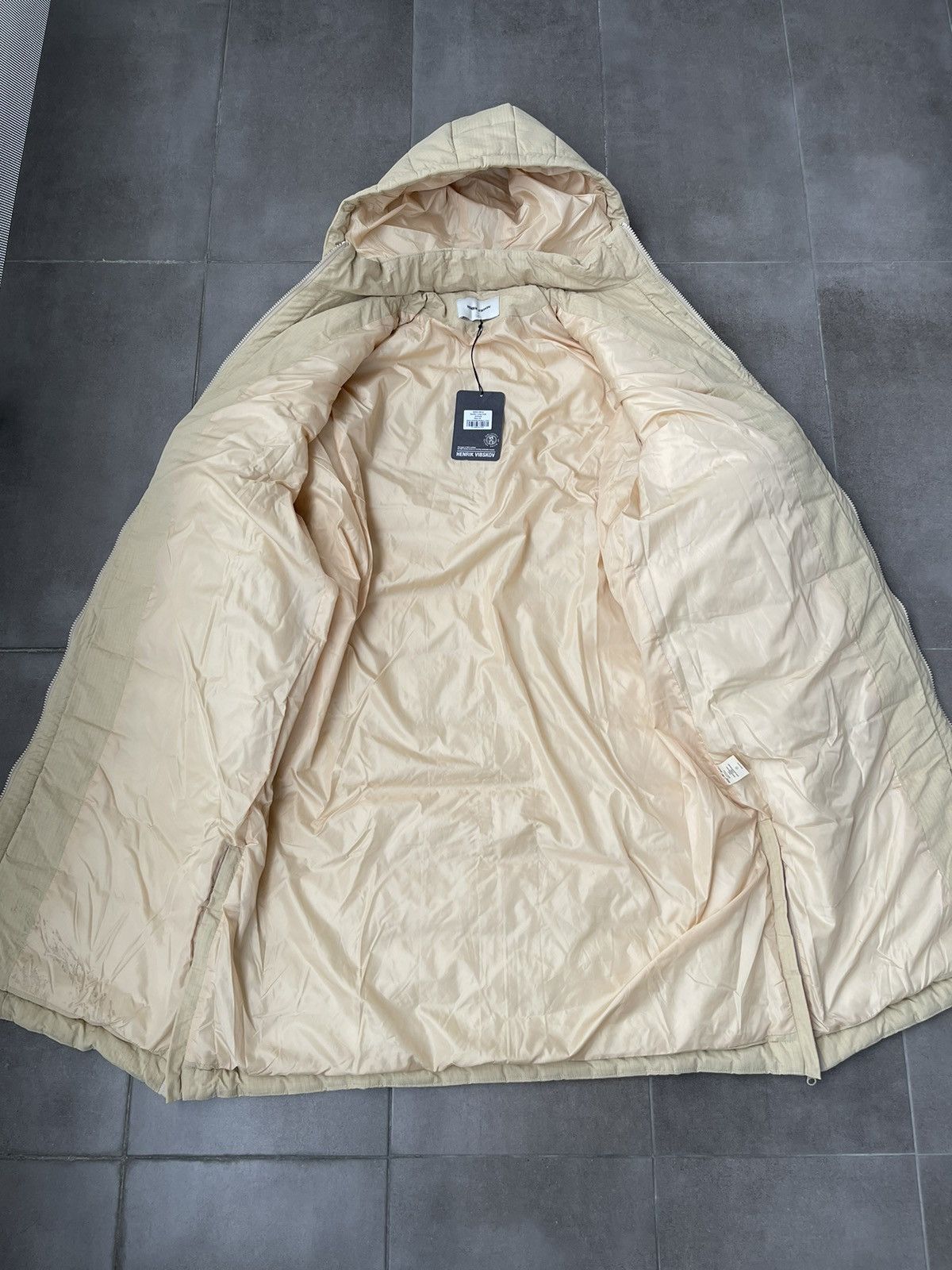 Henrik Vibskov !DS! AW22 Henrik Vibskov Apollo Almond Long Puffer Coat Size M / US 6-8 / IT 42-44 - 18 Thumbnail