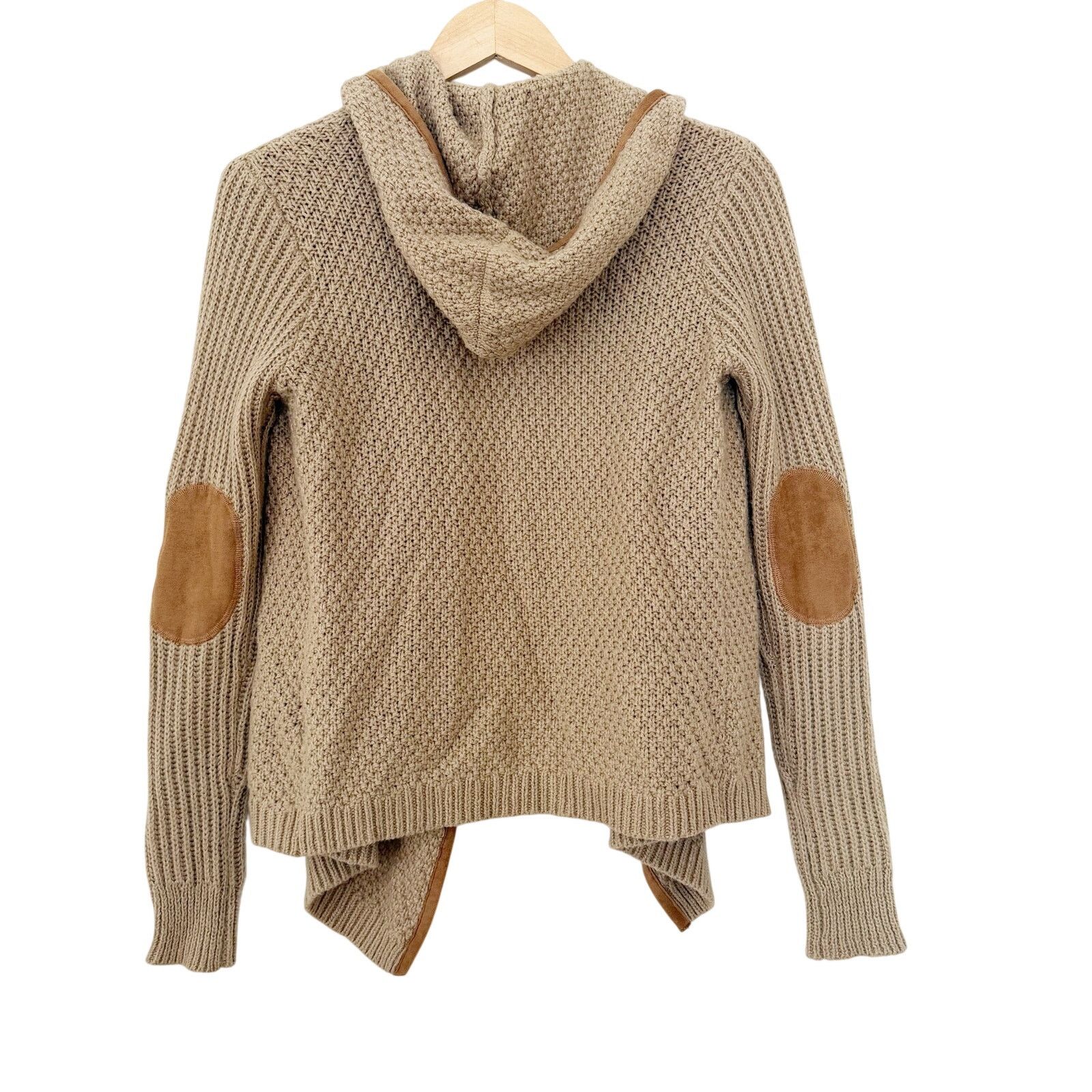 Abercrombie & Fitch Abercrombie & Fitch Tan Knit Cardigan Elbow Patches Sz S Size S / US 4 / IT 40 - 4 Thumbnail