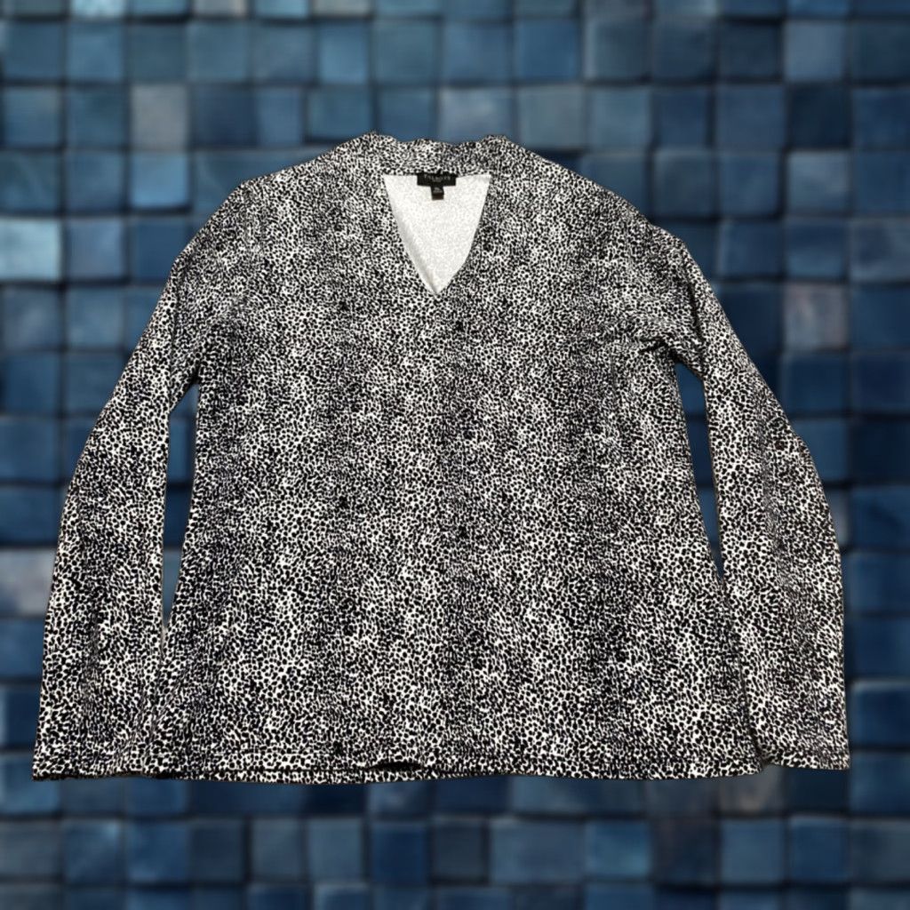 Talbots Talbots Geometric Shirt Womens PM V-Neck Long Sleeve Pullover Black Petite Size M / US 6-8 / IT 42-44 - 1 Thumbnail