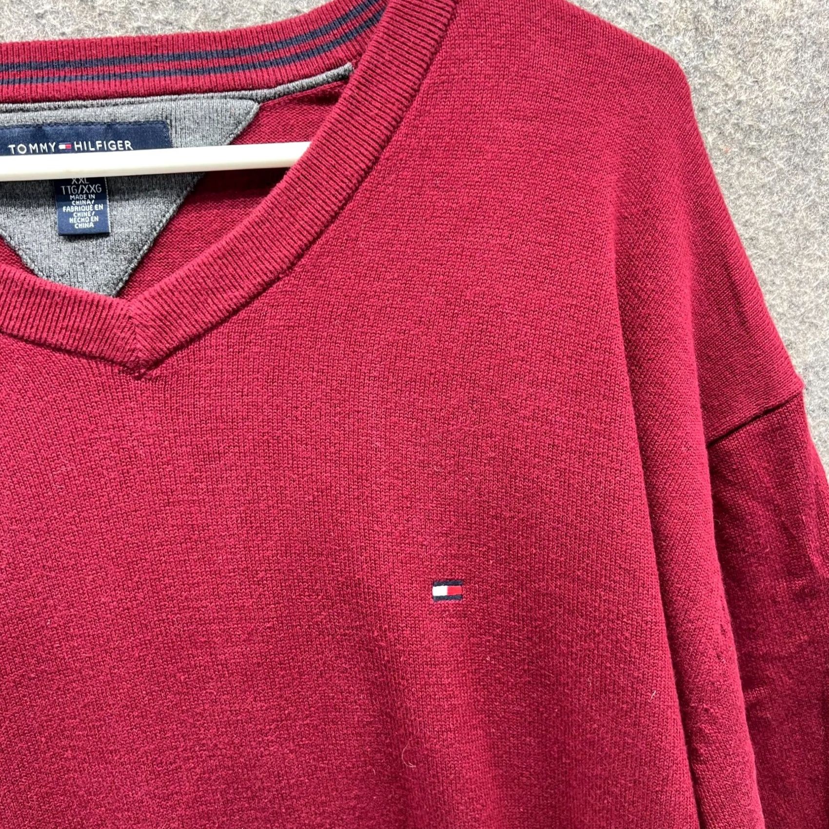 Tommy Hilfiger Tommy Hilfiger Pullover Sweater Mens XXL Red V-Neck Fleece Knit Cotton Shirt Season All Seasons Logo Size US XXL / EU 58 / 5 - 7 Thumbnail