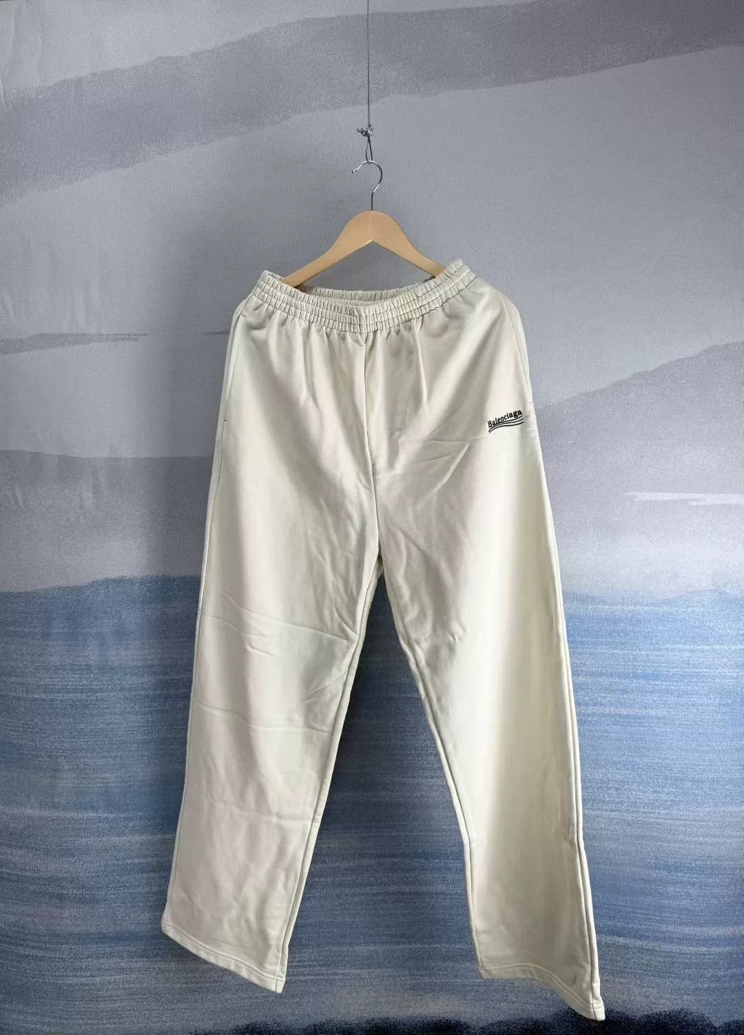 Balenciaga Balenciaga Beige Embroidered Cola Pants XS Size 26" / US 2 / IT 38 - 1 Thumbnail