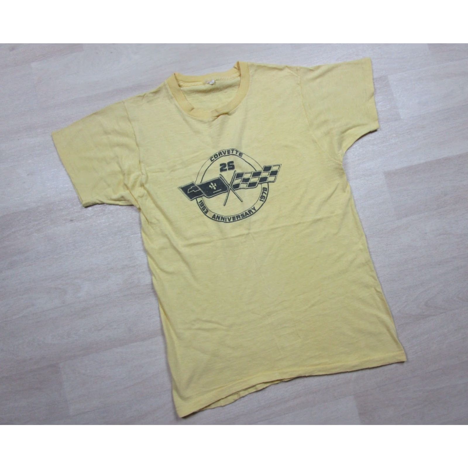 VINTAGE Corvette 25th Anniversary T Shirt Men M Yellow 1970s Graphic Tee Racing USA Chevrolet -