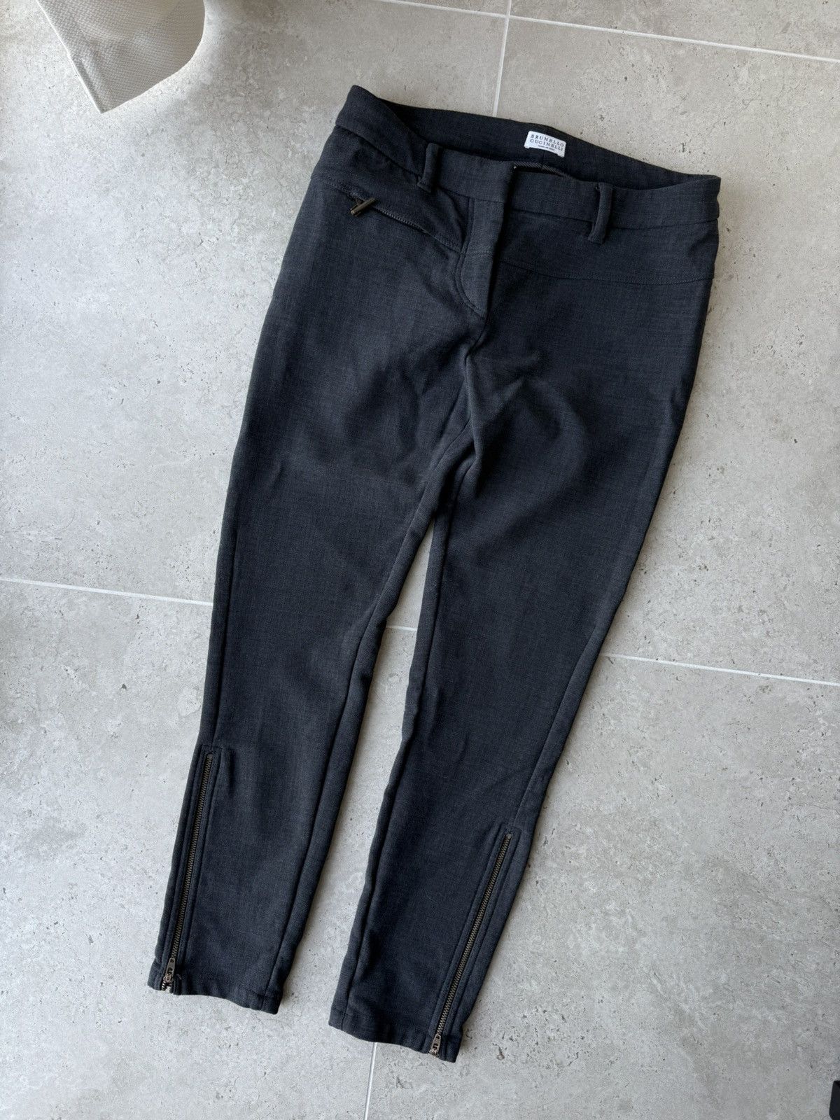 Brunello Cucinelli Vintage Brunello Cucinelli Luxury Pants Size 27" / US 4 / IT 40 - 1 Thumbnail