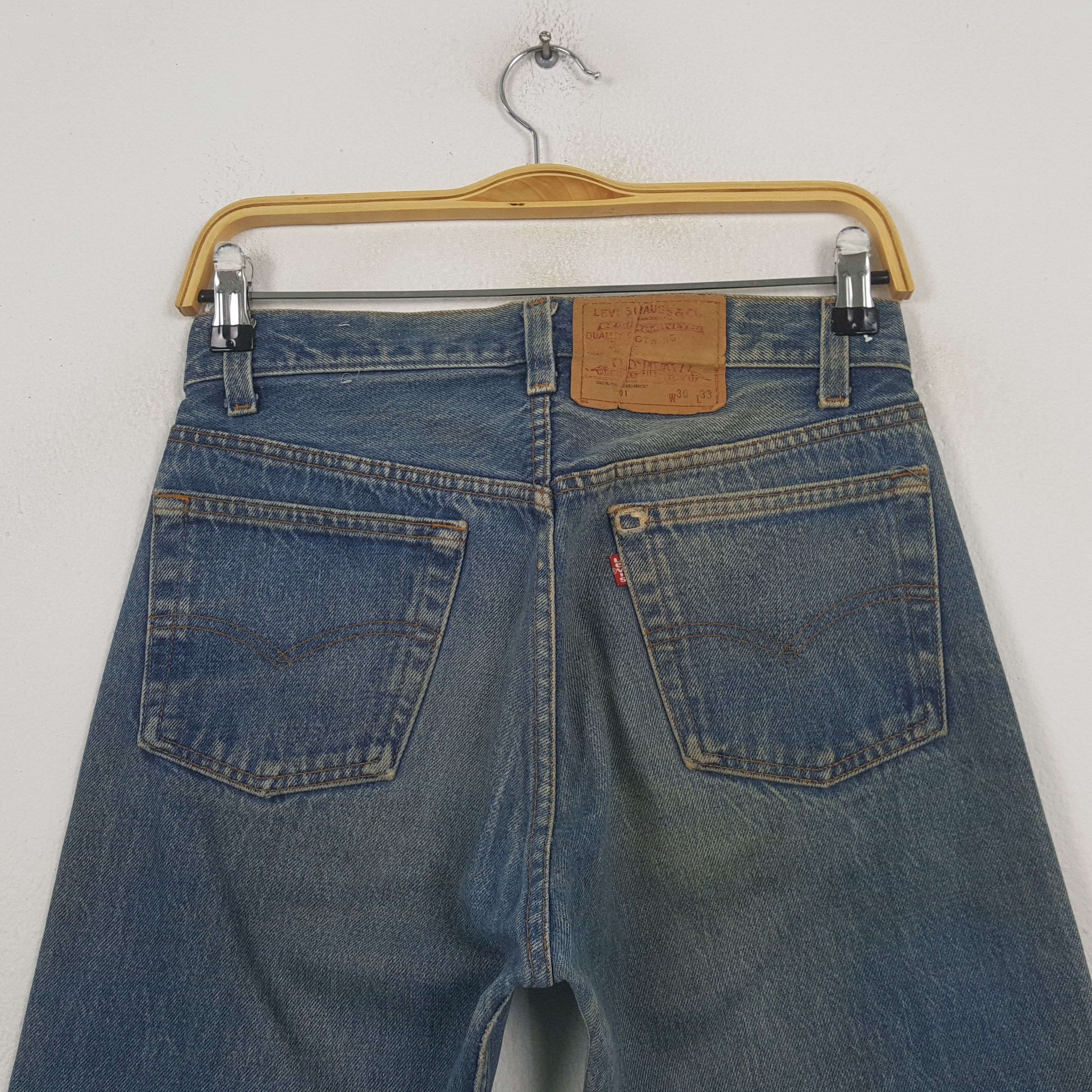 Levi's Vintage 90's Levi's 501 American Brand Jeans RR17 Size US 27 - 5 Thumbnail