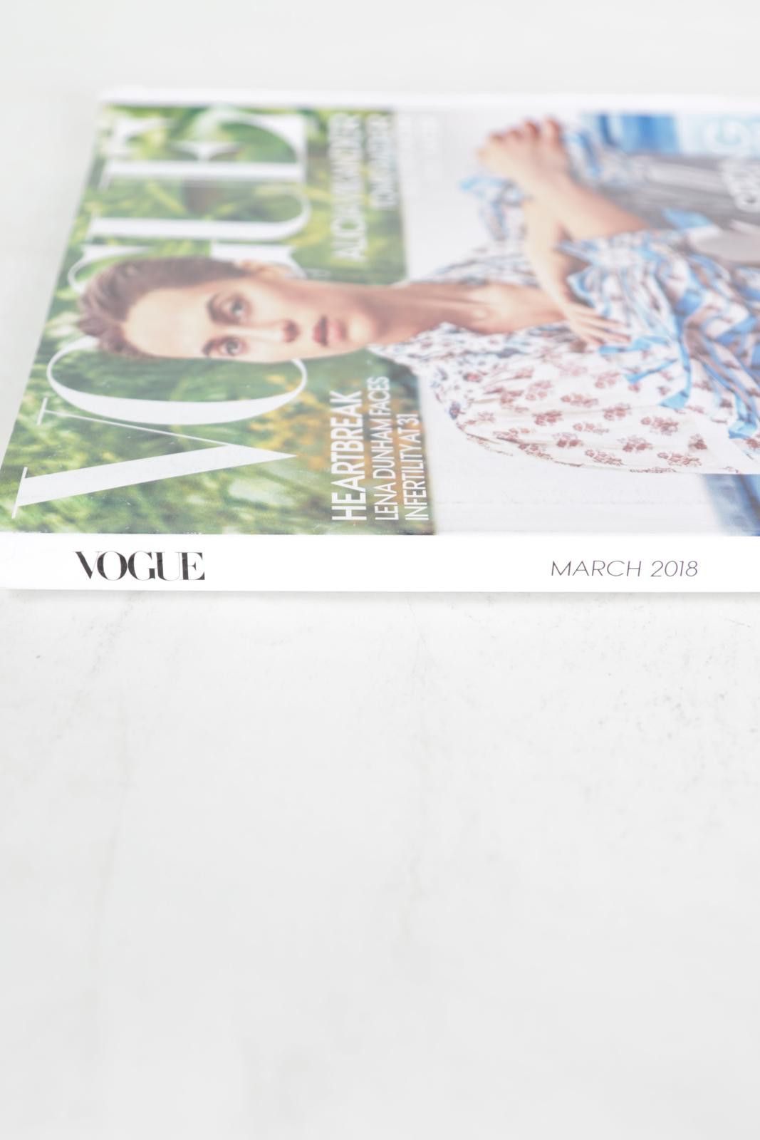 Vogue 2018' Vogue March Alicia Vikander Magazine Size ONE SIZE - 3 Thumbnail