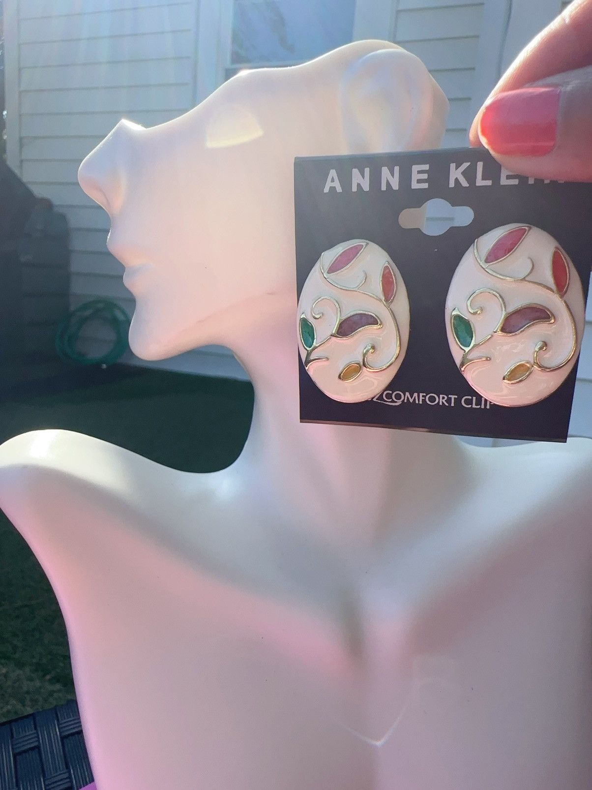 Anne Klein Anne Klein comfort clip on earrings gold tone beige round Size ONE SIZE - 3 Thumbnail
