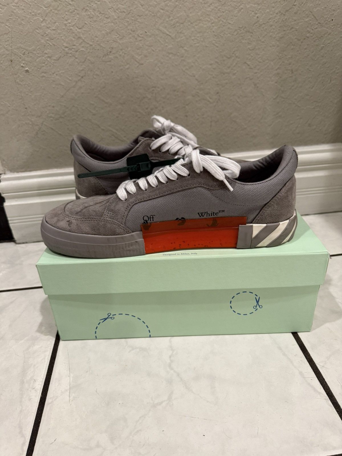 Off-White Off white low top sneaker Size US 11.5 / EU 44-45 - 5 Thumbnail
