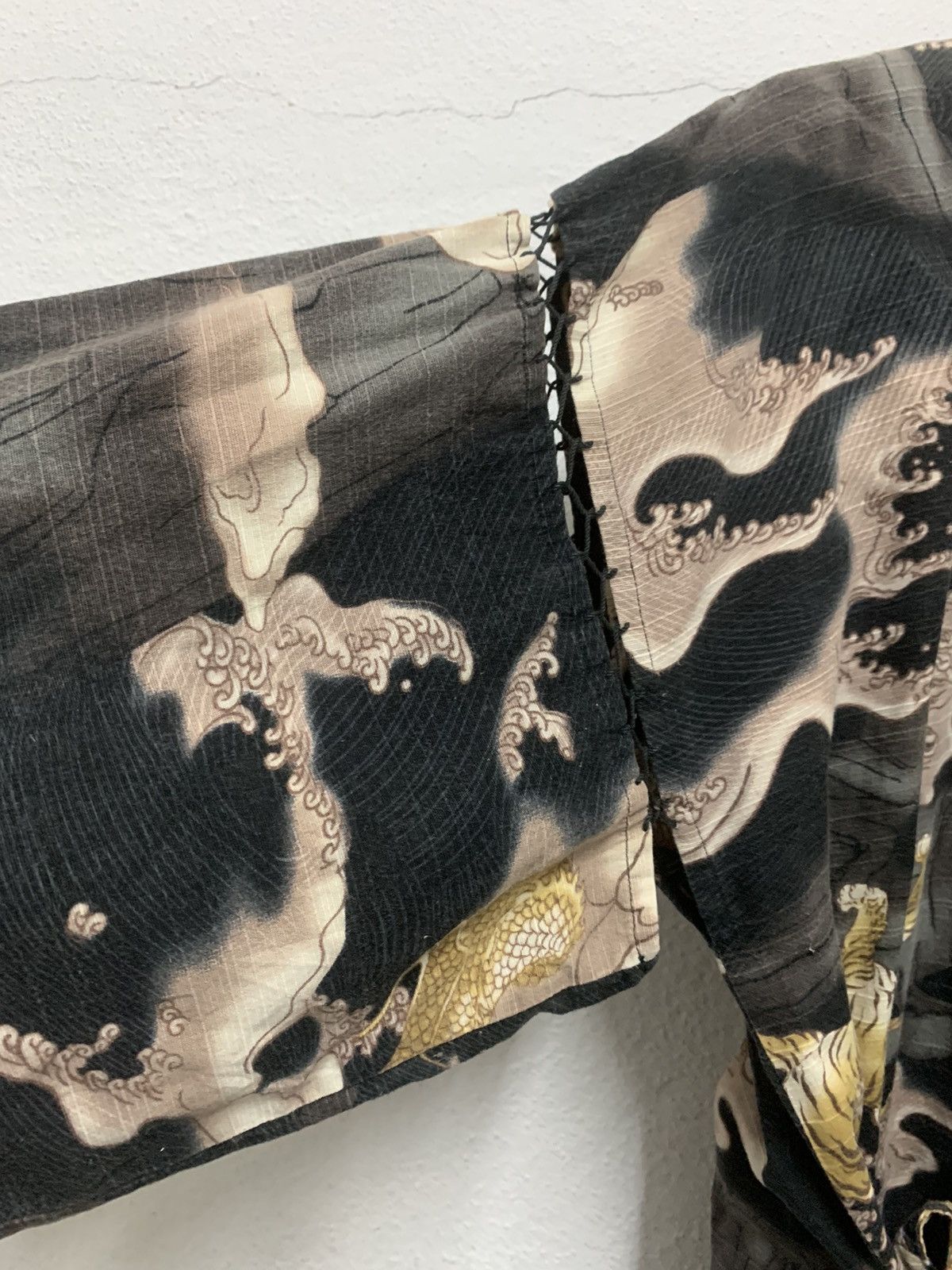 Vintage Vintage Kimono Cardigan Dragon&Tiger Full print Size US M / EU 48-50 / 2 - 10 Thumbnail
