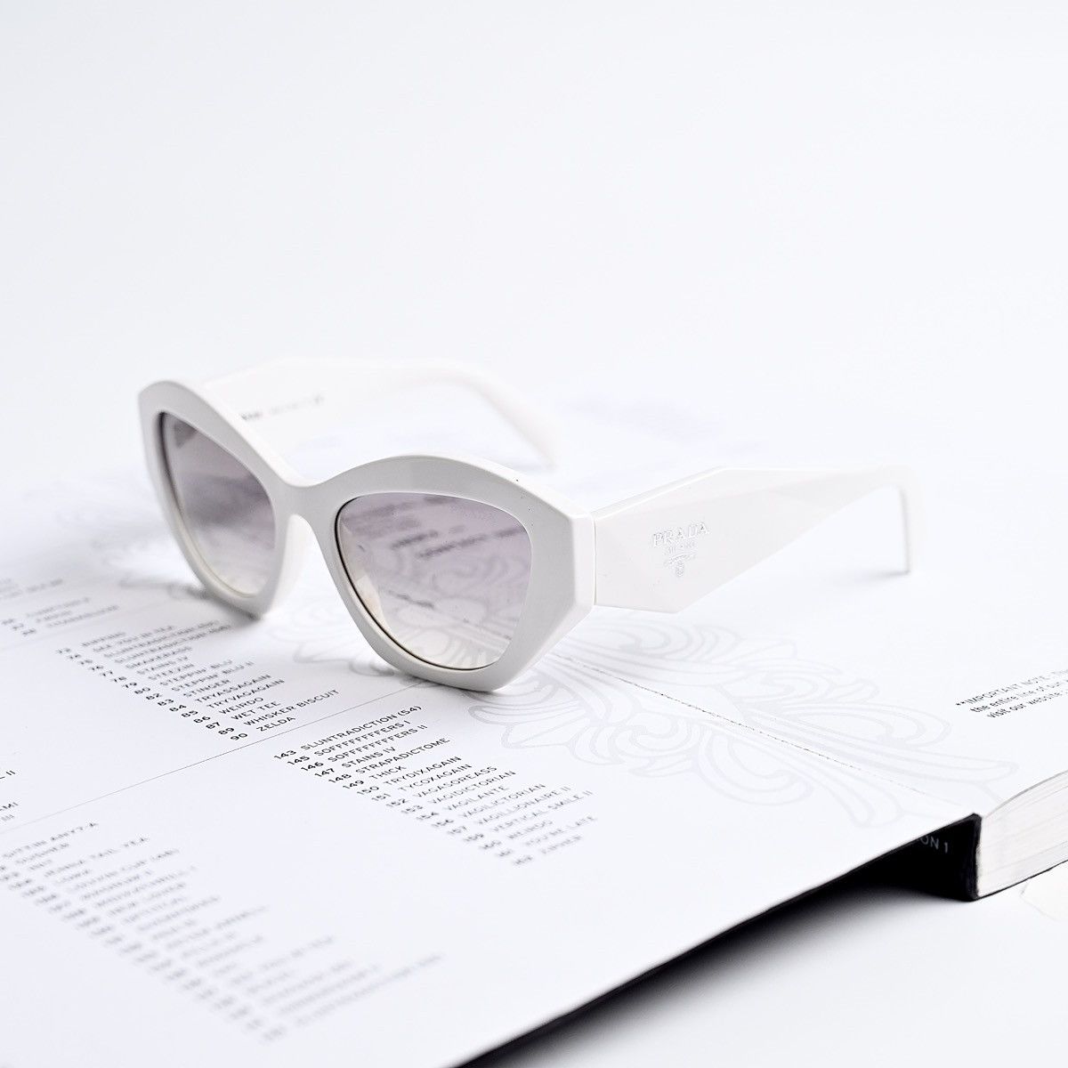 Prada PRADA 0PR 07YS SUNGLASSES Size ONE SIZE - 1 Thumbnail