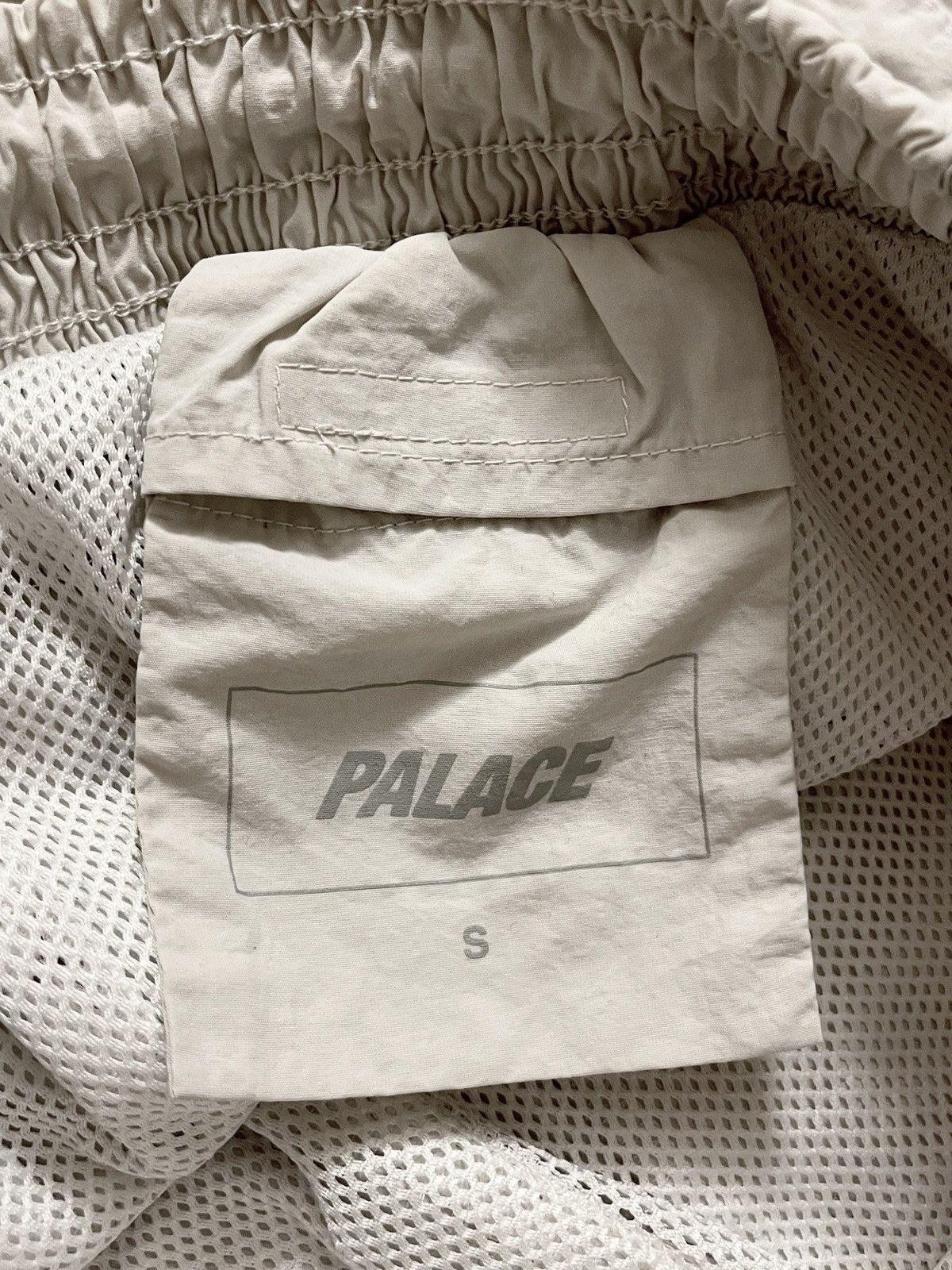 Palace Palace Skateboards "Run-It Shell Pant“ Trackpants - White Size US 30 / EU 46 - 10 Thumbnail