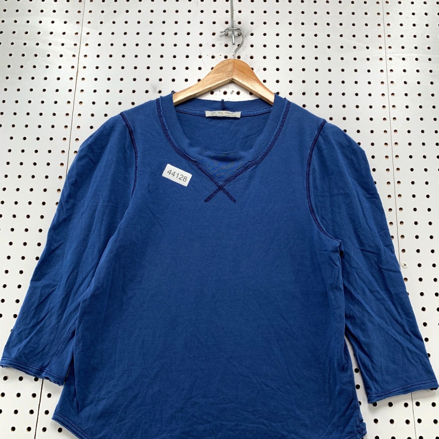 Vintage We The Free Top Womens Large Blue 3/4 Sleeve Pullover Size L / US 10 / IT 46 - 2 Thumbnail