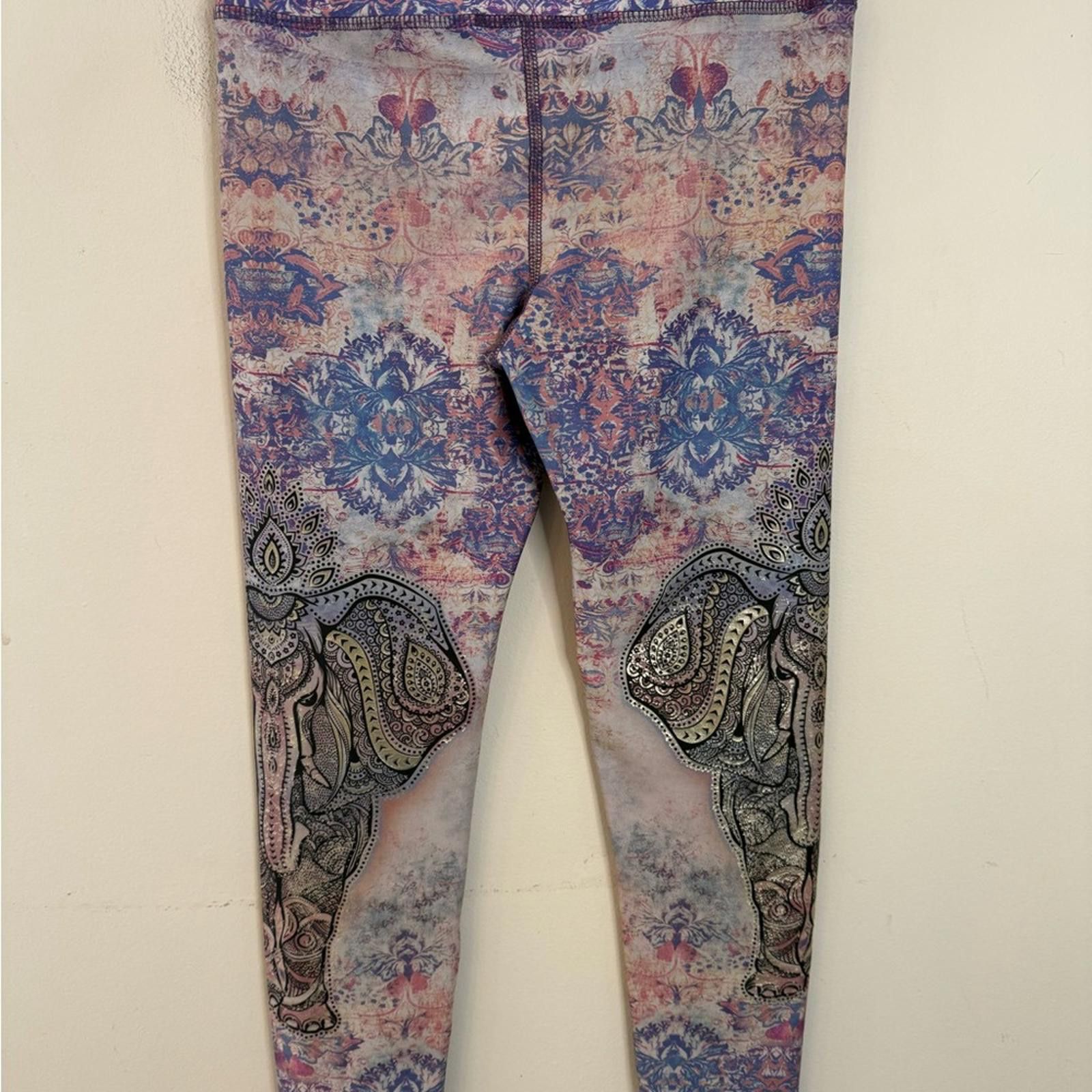 Other Evolution and Creation pastel paisley floral crop legging SM Size 28" / US 6 / IT 42 - 4 Thumbnail