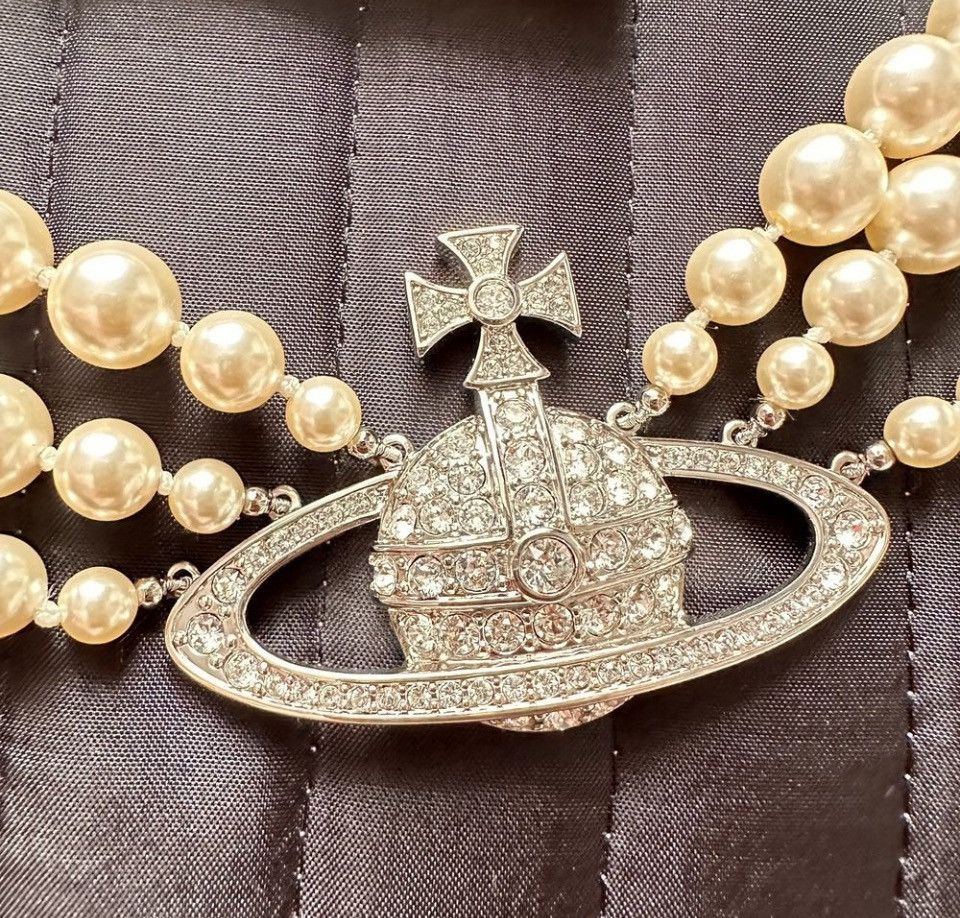 Vivienne Westwood Rare 🔥❤️‍🔥Vivienne Westwood Three Row Pearl Size ONE SIZE - 3 Thumbnail