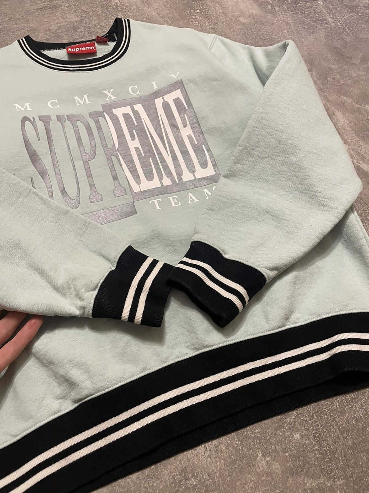 Supreme Supreme Sweatshirt Size US M / EU 48-50 / 2 - 9 Thumbnail