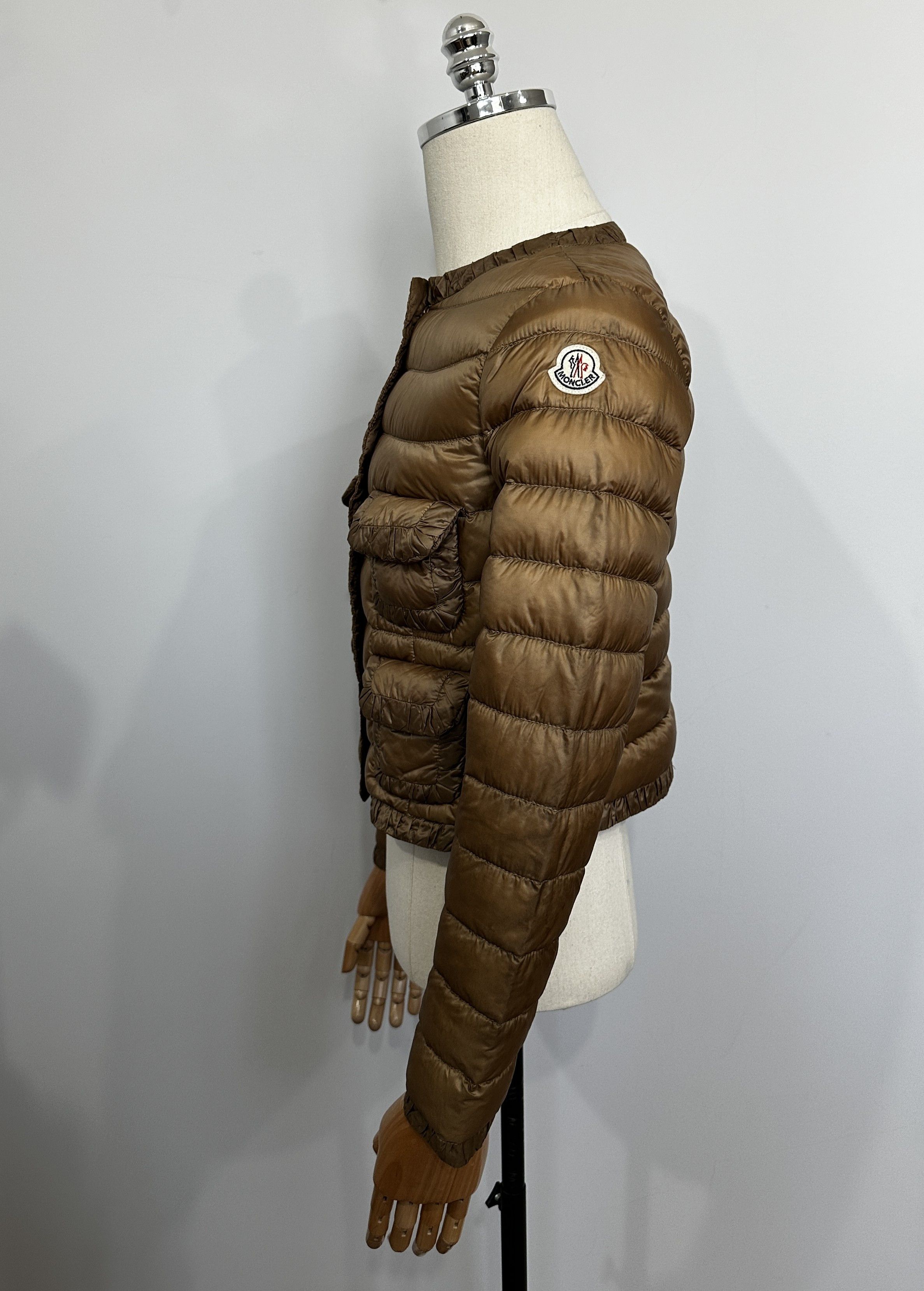 Moncler MONCLER Eden Light Down Jacket Size2 XS-S Beige Luxury Brand Size S / US 4 / IT 40 - 3 Thumbnail