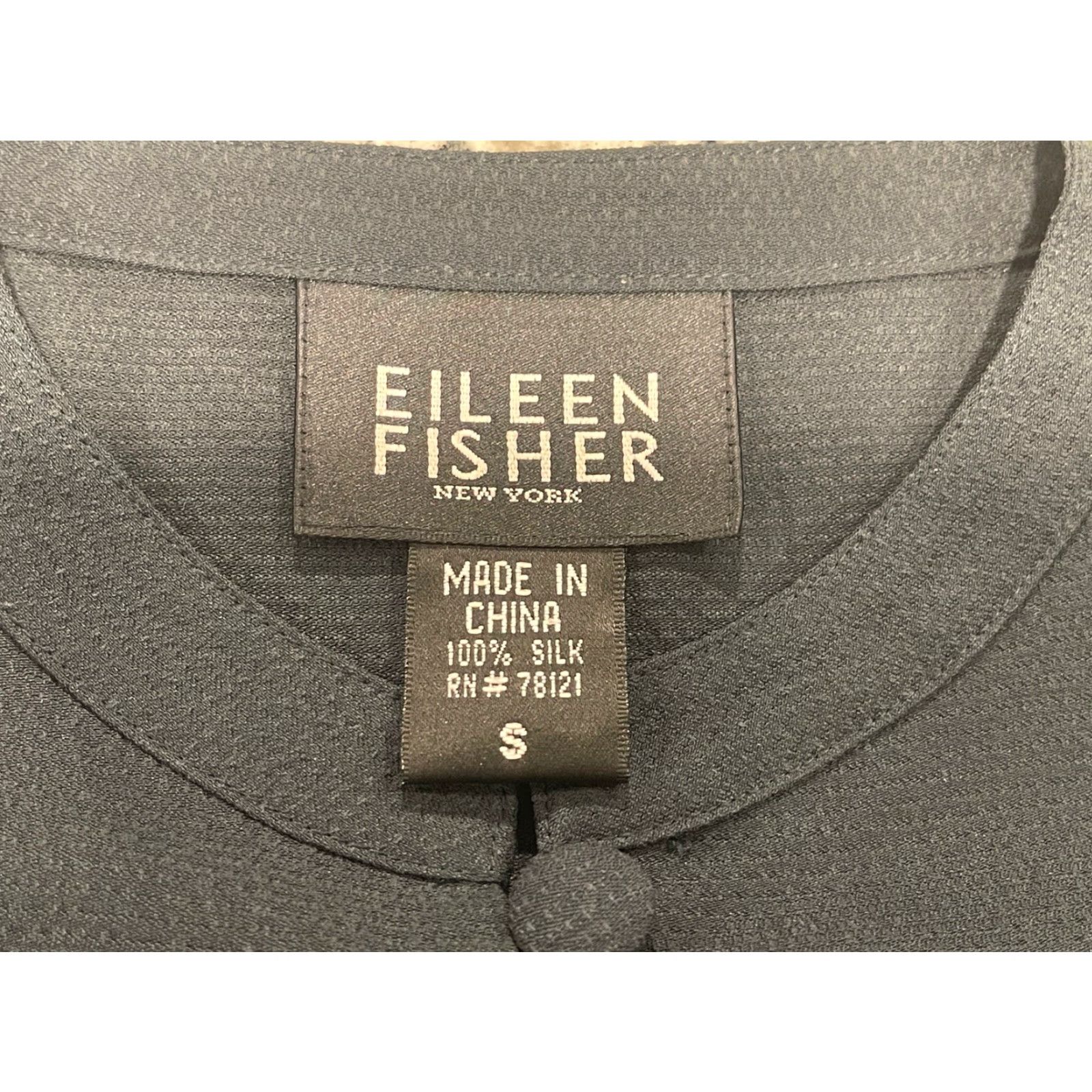 Eileen Fisher VINTAGE Eileen Fisher Women's 2-Piece Set Long Sleeve Button Blouse & Skirt Gray Silk Lightweight S Size S / US 4 / IT 40 - 6 Thumbnail