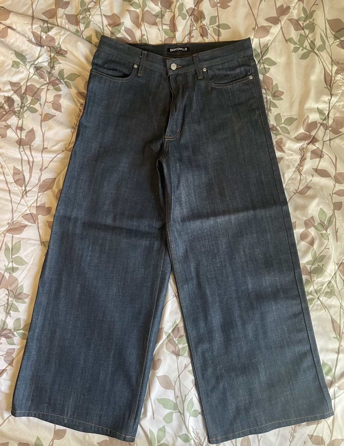Discont'd baggy selvedge denim