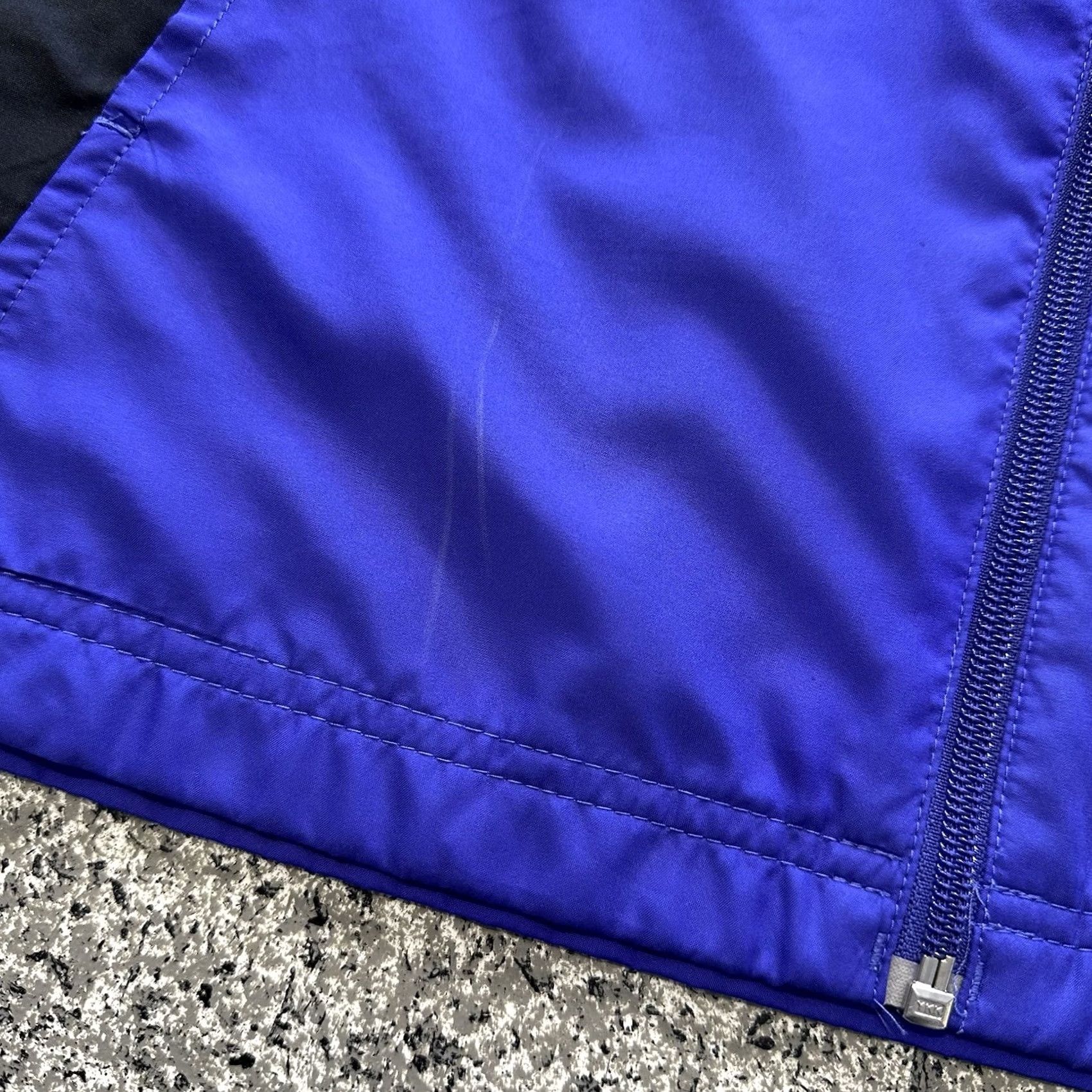 Adidas VINTAGE adidas Jacket Womens M Track Windbreaker Purple Black Y2K 05 Size M / US 6-8 / IT 42-44 - 2 Thumbnail