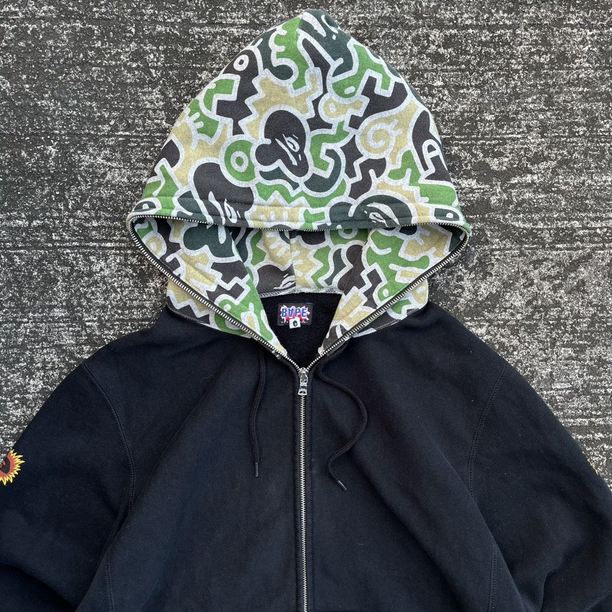 Bape A Bathing Ape Early 2000s Graphic Hood Camo full Zip Hoodie Size US L / EU 52-54 / 3 - 2 Thumbnail
