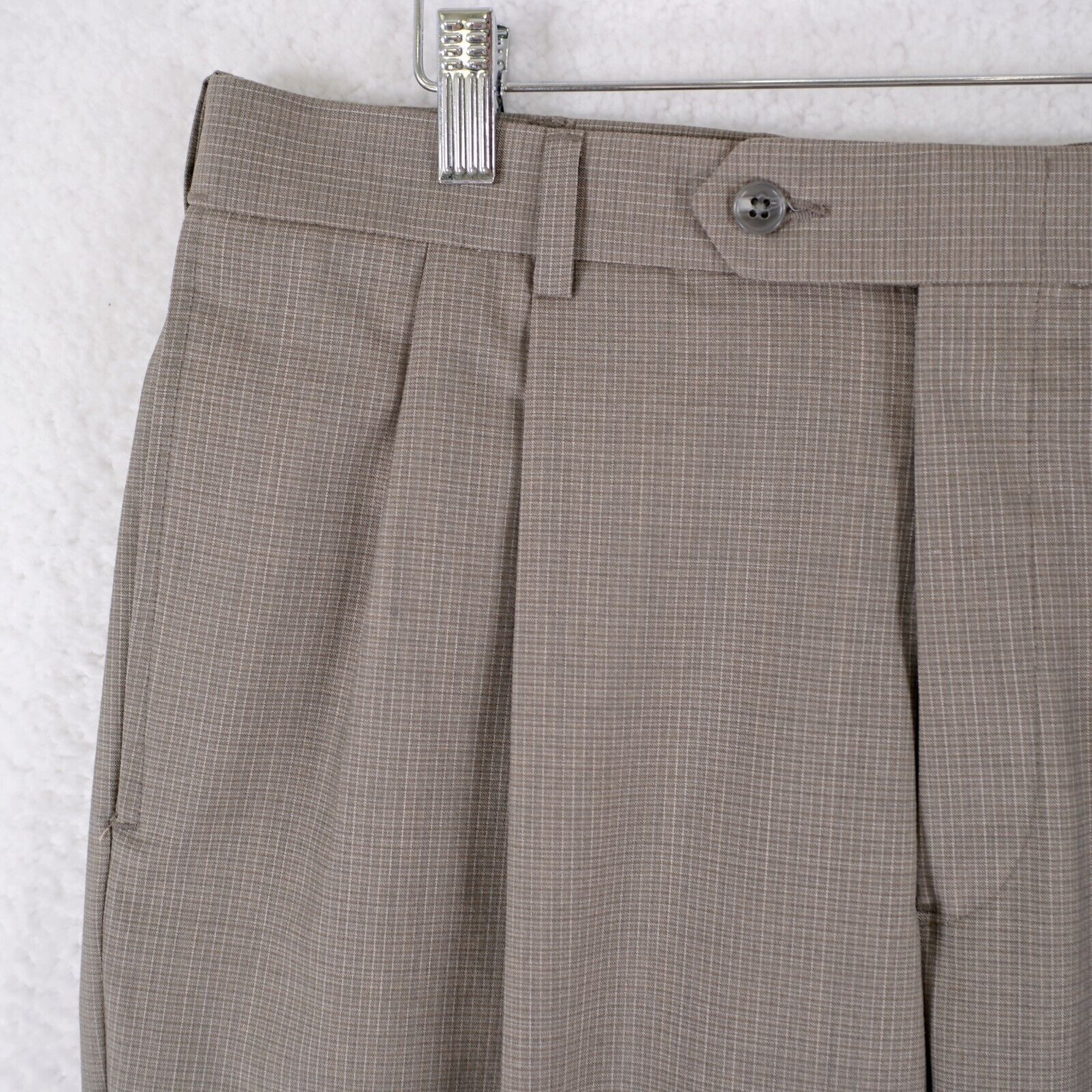 Hart Schaffner Marx Hart Schaffner Marx Wool Blend Beige Check Pleated Mid Rise Size 34R - 2 Thumbnail