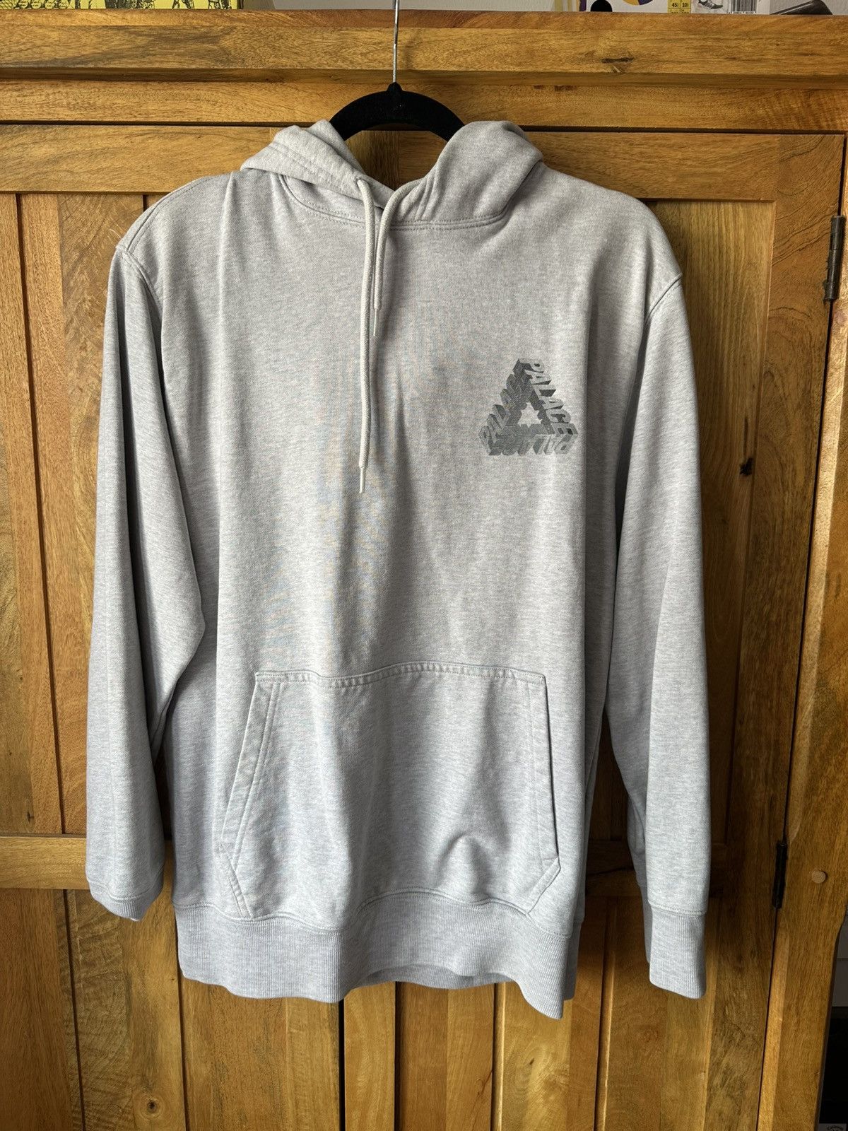 Palace Palace P-3D Hoodie Grey – Medium – FW Release Size US M / EU 48-50 / 2 - 2 Thumbnail