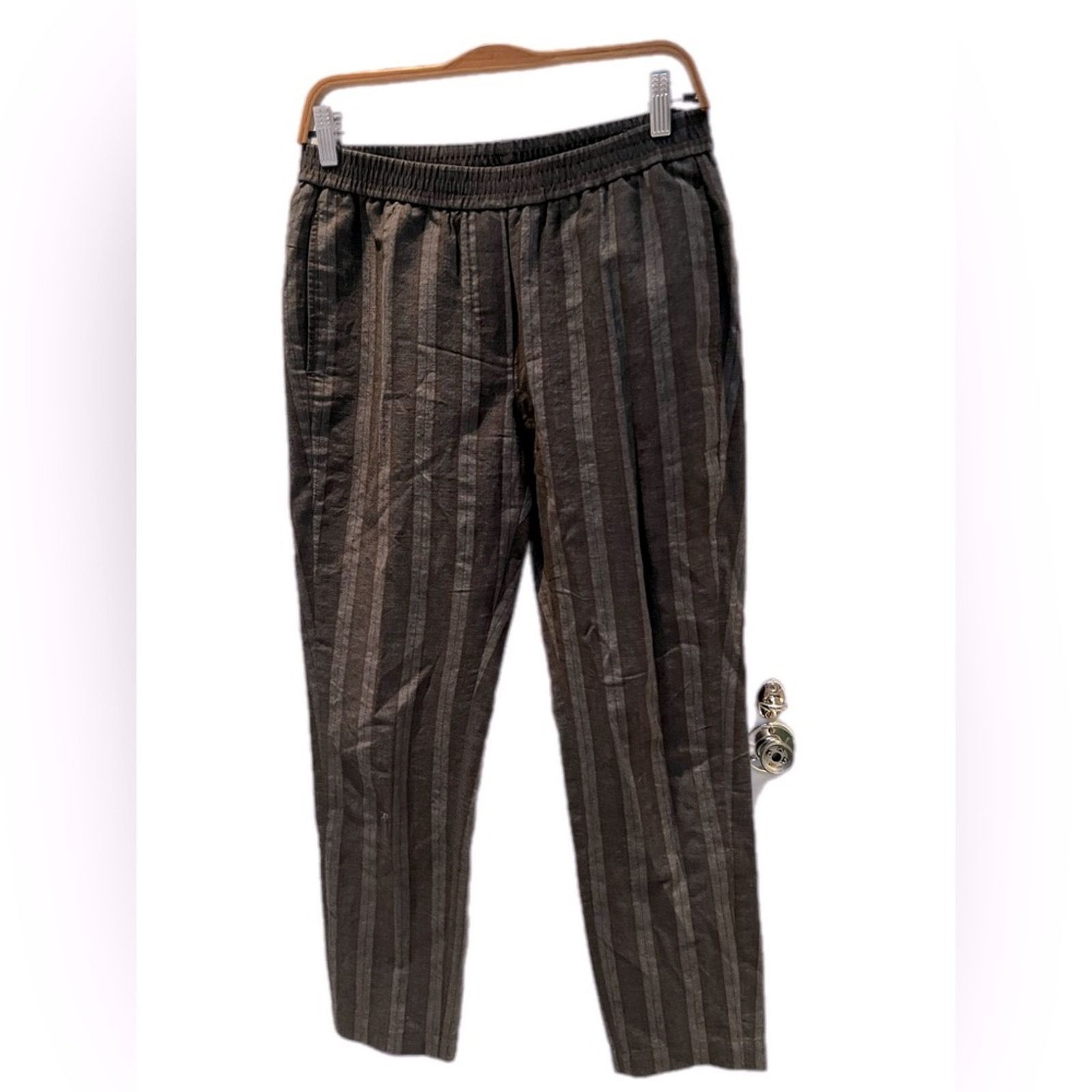 Brunello Cucinelli Brunello Cucinelli wool pullon grey striped trousers 6 Italy Size 28" / US 6 / IT 42 - 1 Thumbnail