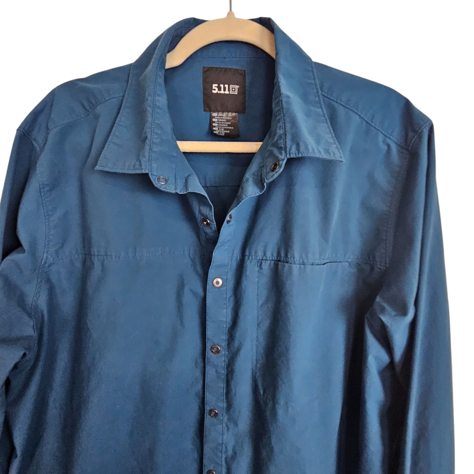 5.11 5.11 Tactical Mens Button Down Shirt L Work Utility Outdoor Size US L / EU 52-54 / 3 - 2 Thumbnail