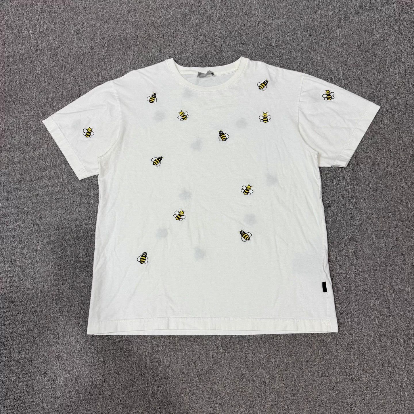 Dior Dior x KAWS All Over Bee Embroidery White M SS Size M / US 6-8 / IT 42-44 - 1 Thumbnail
