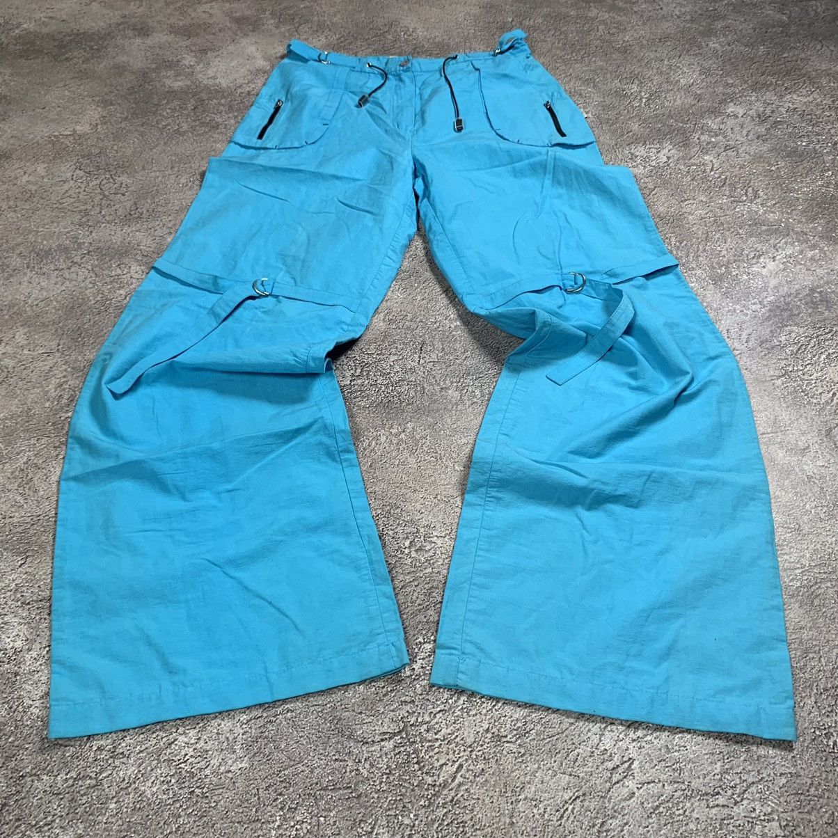 Vintage Vintage 90s Baggy Cargo Parachute Pants Bright Blue Y2K 30 Size 30" / US 8 / IT 44 - 1 Thumbnail