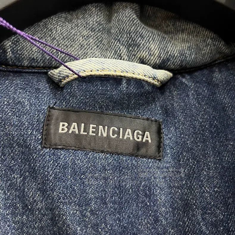 Balenciaga Balenciaga Blue Washed Effect Denim Jacket Size US S / EU 44-46 / 1 - 3 Thumbnail