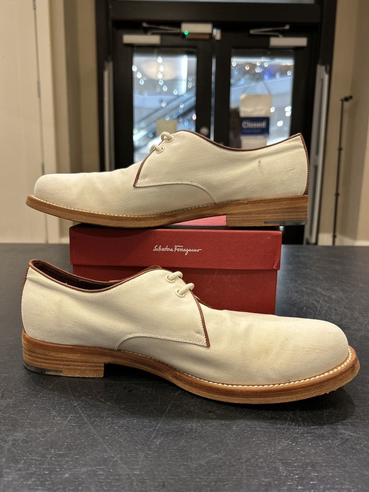 Salvatore Ferragamo Salvatore Ferragamo Canvas/Leather Oxford Shoes Size US 9 / EU 42 - 2 Thumbnail