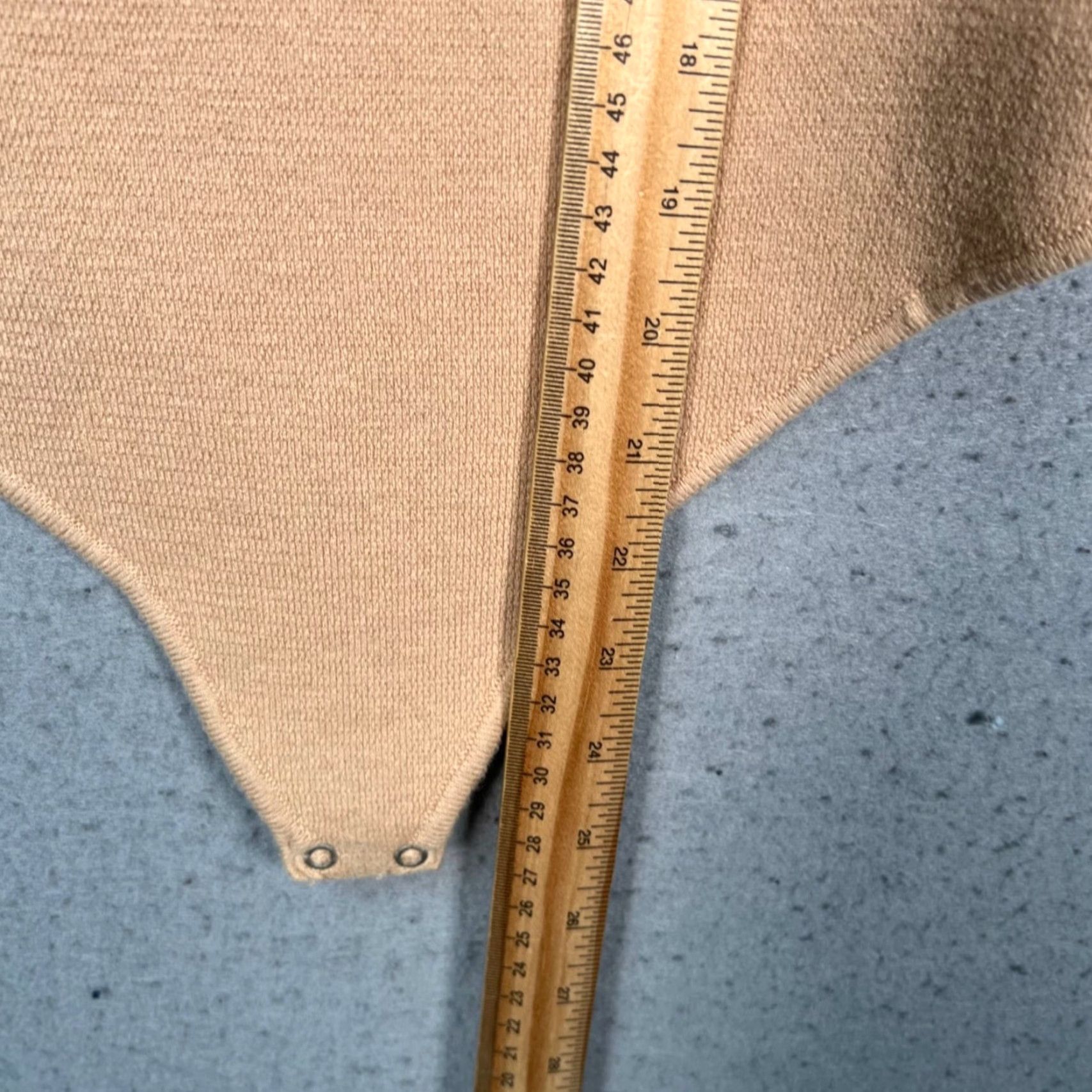 Abercrombie & Fitch Abercrombie & Fitch Shirt Bodysuit Womens Medium Tan Ribbed Square Neckline Size M / US 6-8 / IT 42-44 - 6 Thumbnail
