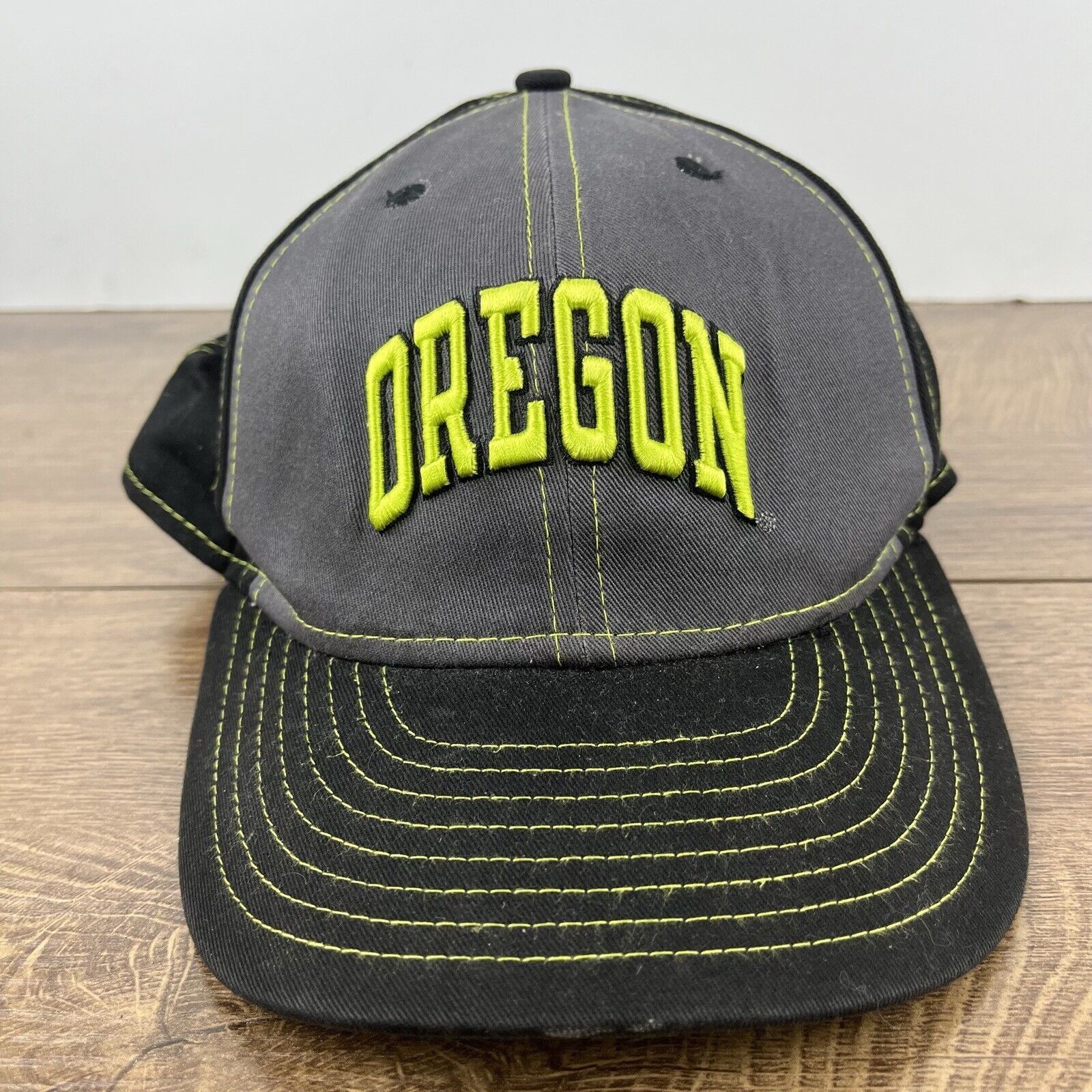 New Era Oregon Ducks Gray Hat New Era 9FIFTY Snapback Hat Adjustable Size ONE SIZE - 5 Thumbnail