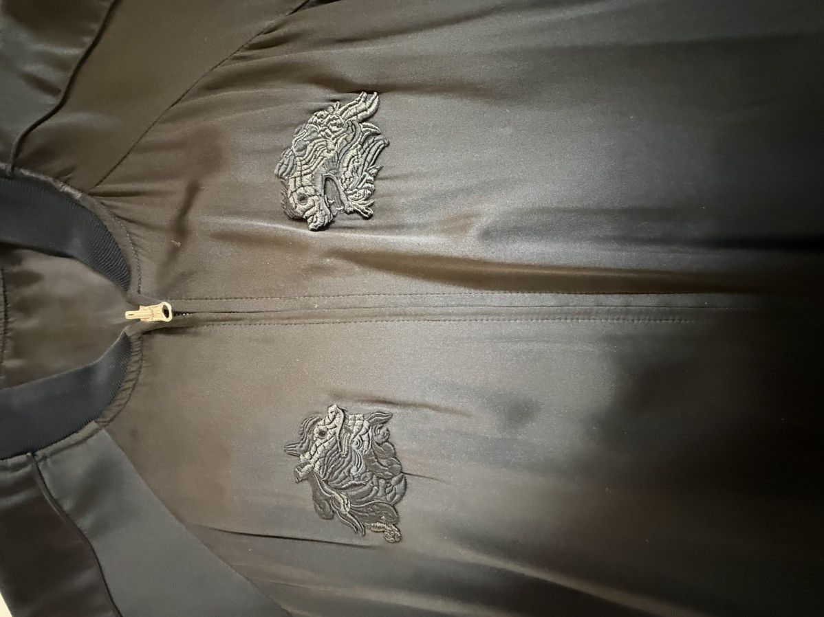 Noir Kei Ninomiya Noir Kei Ninomiya-Dragon Embroidery Silk Reversible Bomber Size S / US 4 / IT 40 - 15 Thumbnail
