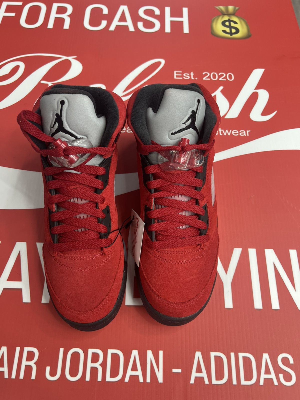Jordan Brand Air Jordan 5 Raging Bull Size 6.5y Size US 6.5 / EU 39-40 - 4 Thumbnail
