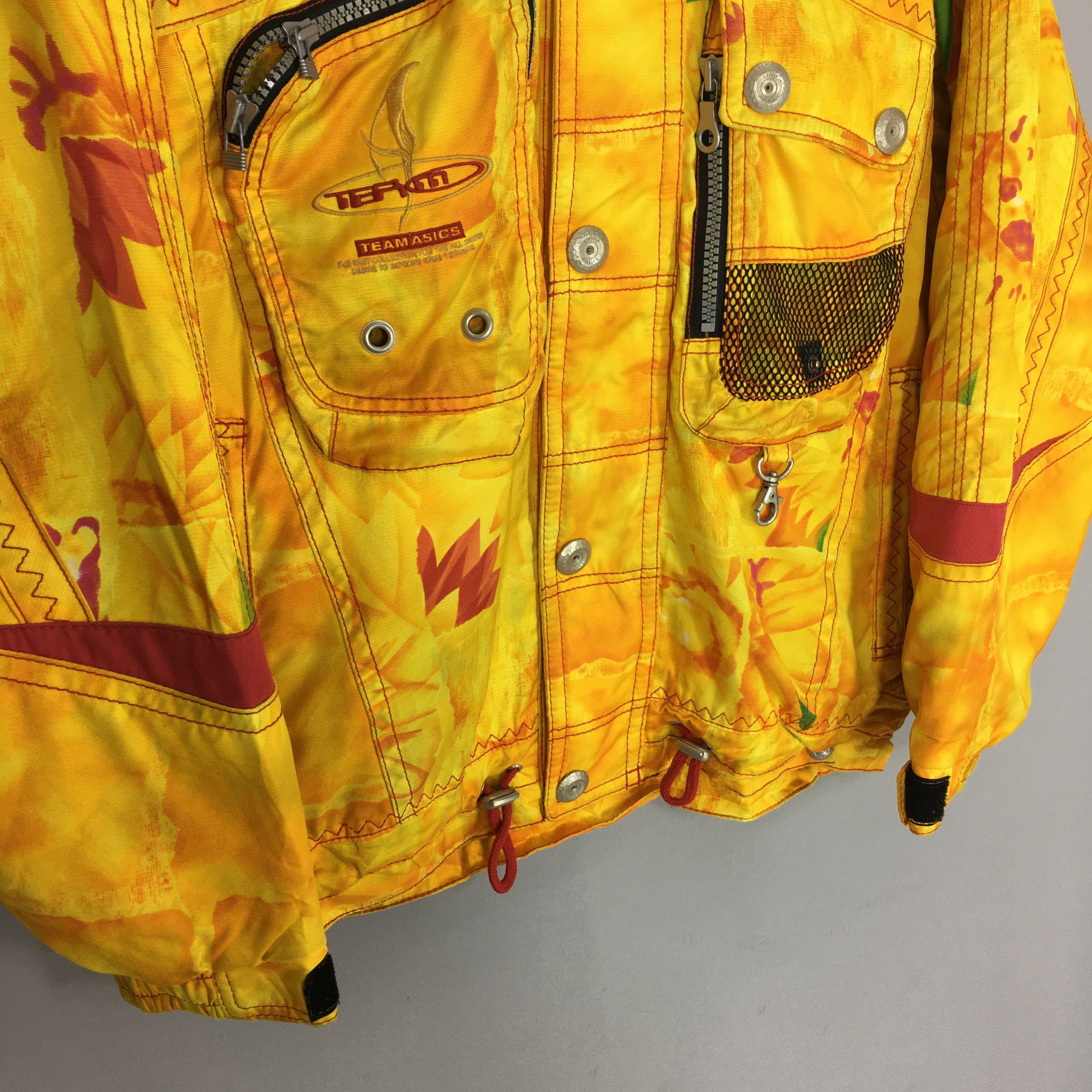 Asics Vintage Team Asics Ski Wear Winter Bomber Jacket Medium Size US M / EU 48-50 / 2 - 4 Thumbnail