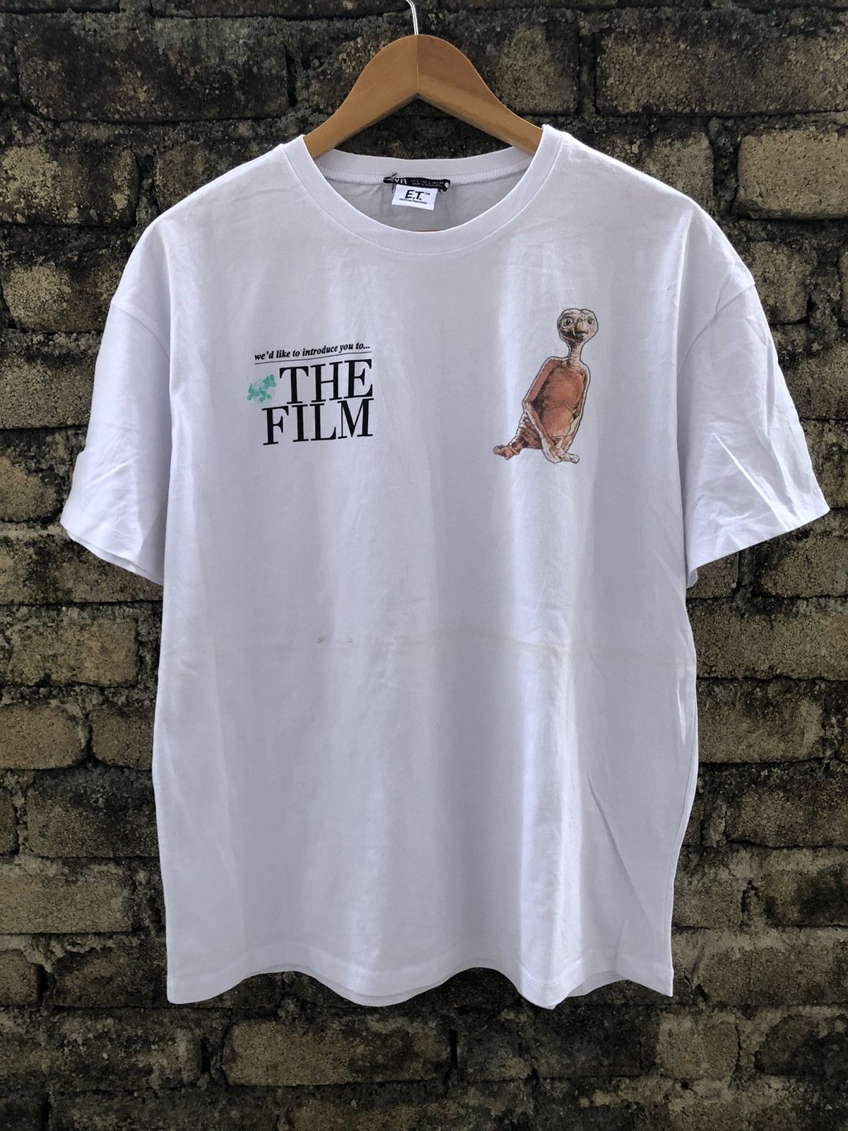 Japanese Brand Zara X E.T The Film Tshirt Size US L / EU 52-54 / 3 - 2 Thumbnail